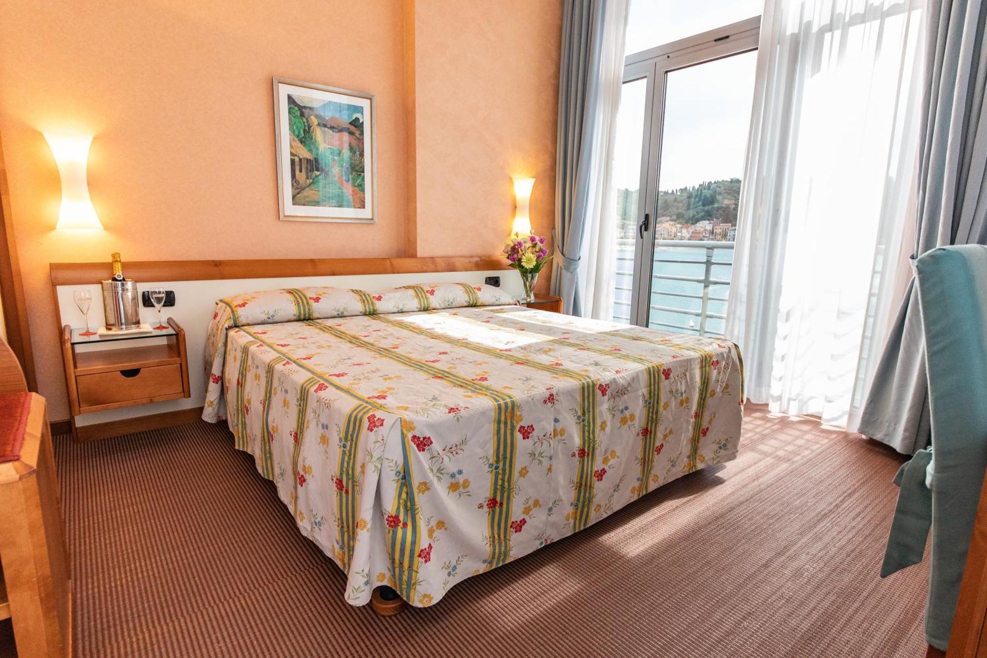 Queen Room Sea View