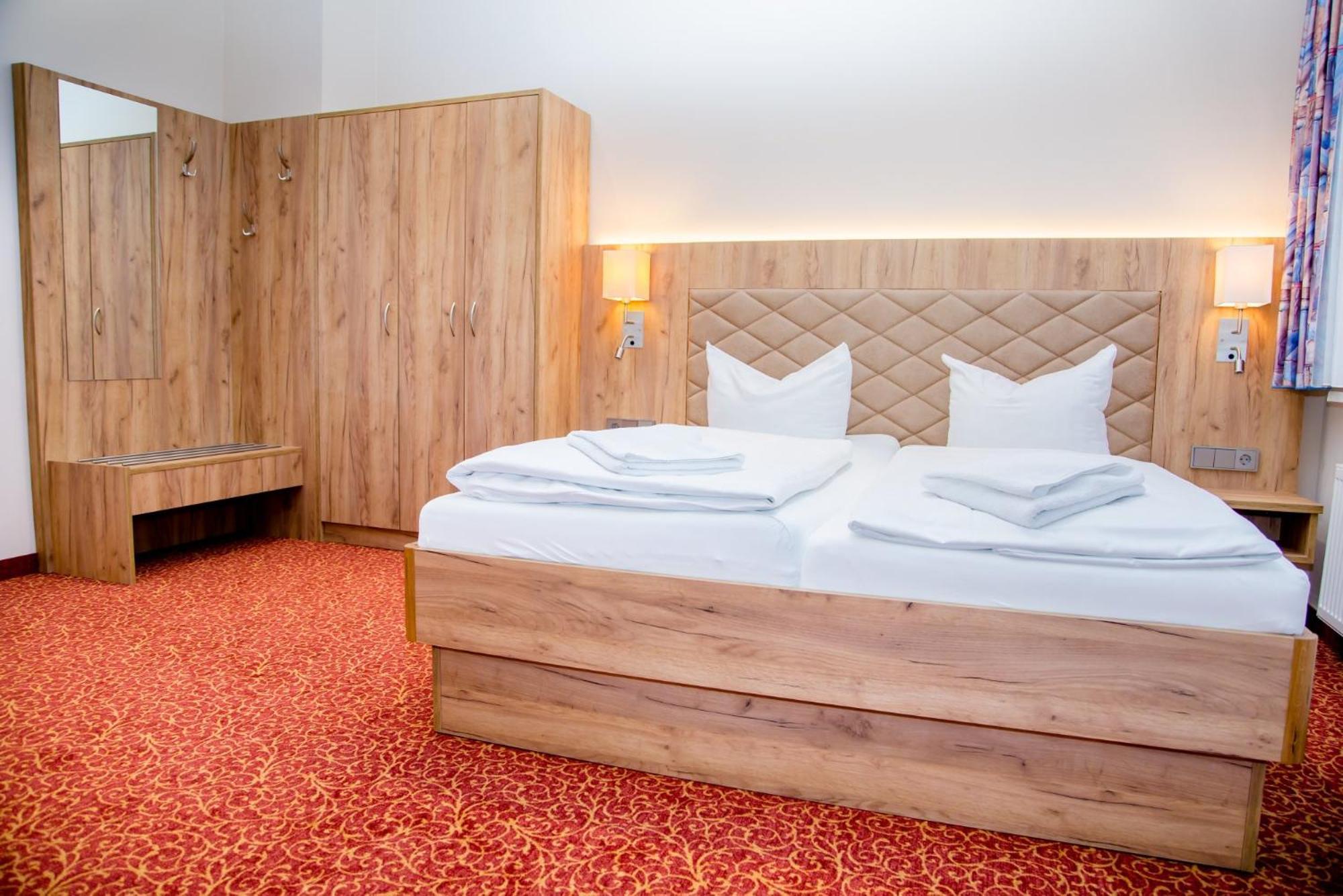 Large Double Room