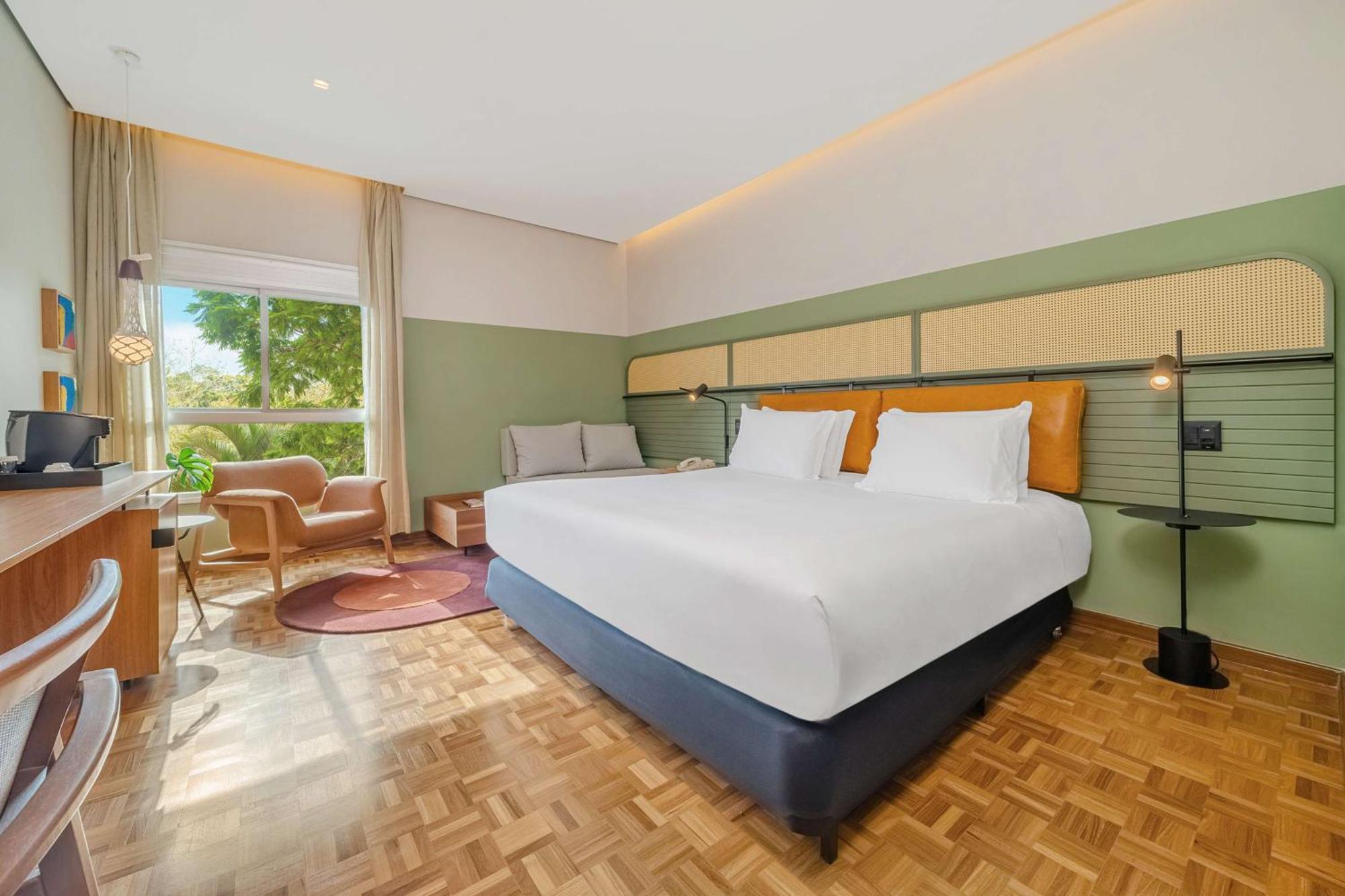 Superior King Room