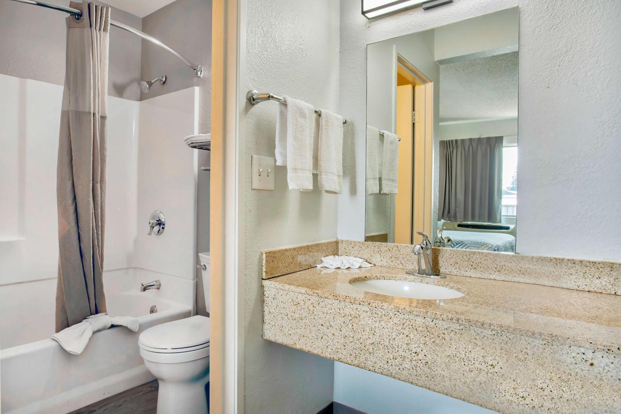 Double Room Non-Smoking