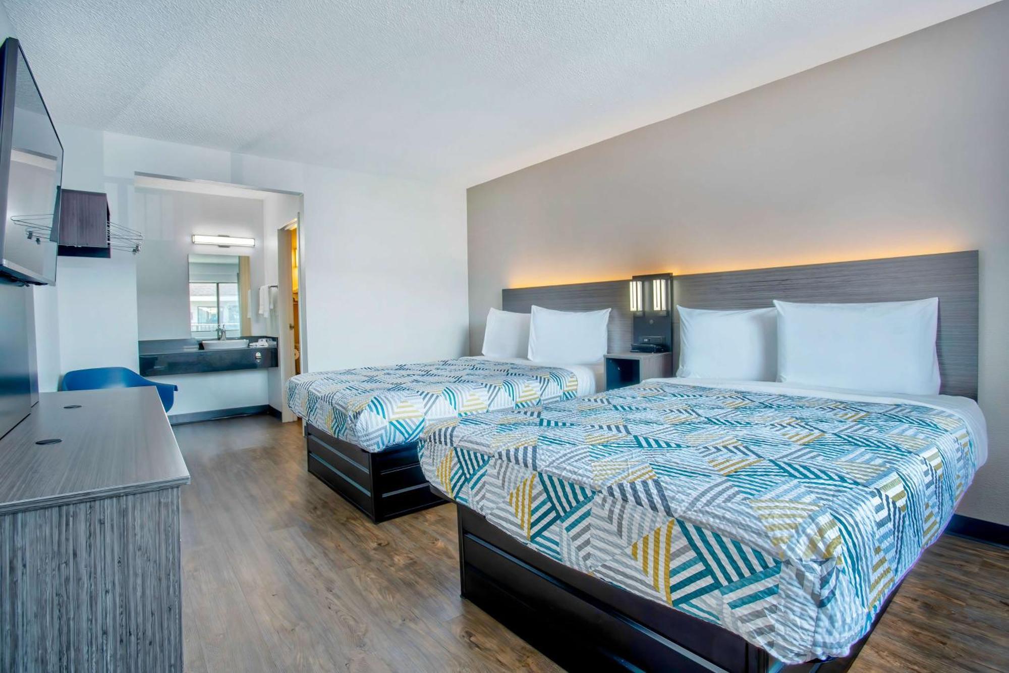 Quadruple Room Smoking