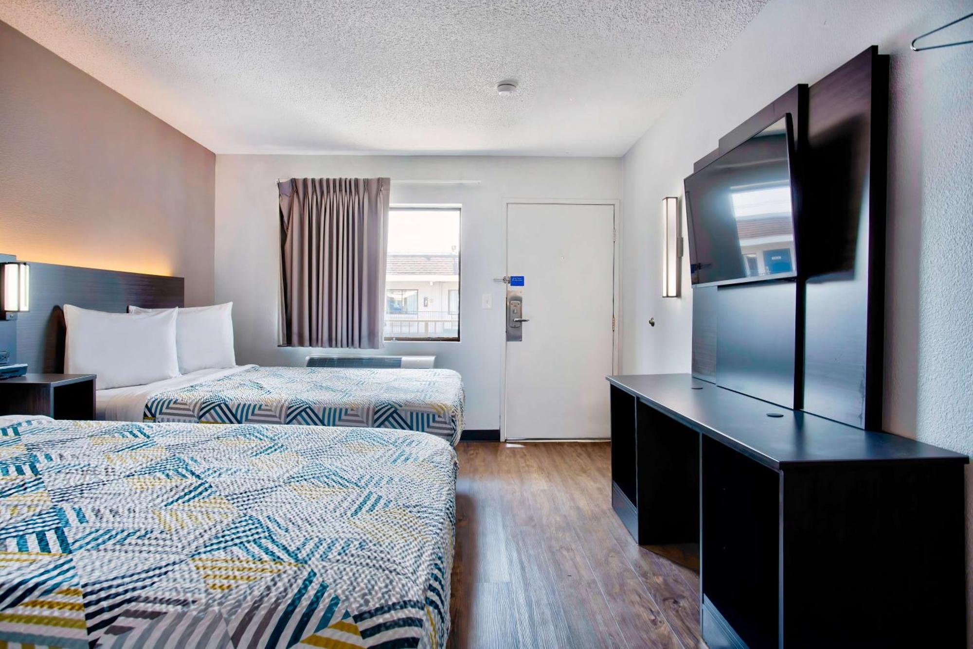Quadruple Room Smoking