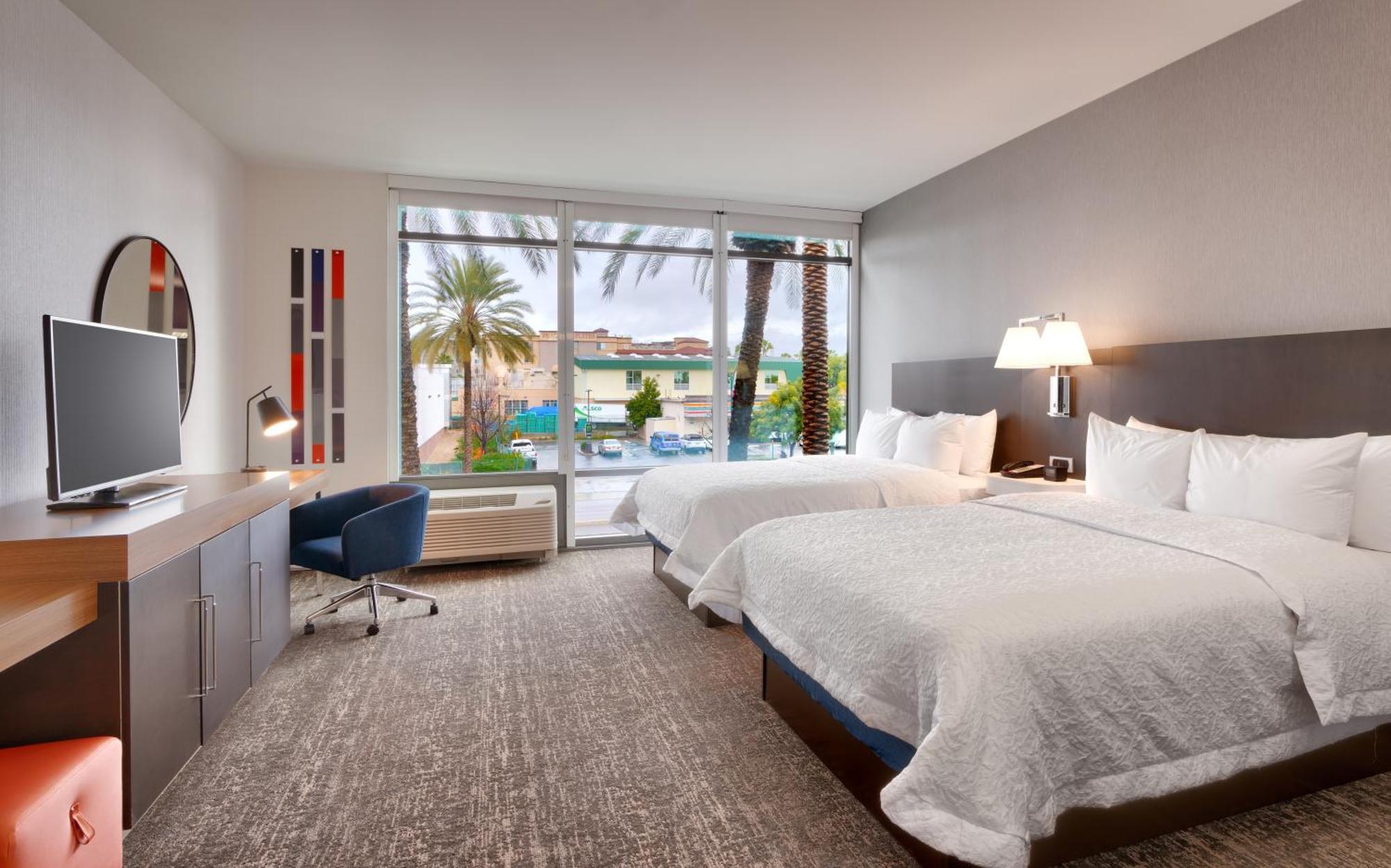 Deluxe Queen Room Two Queen Beds