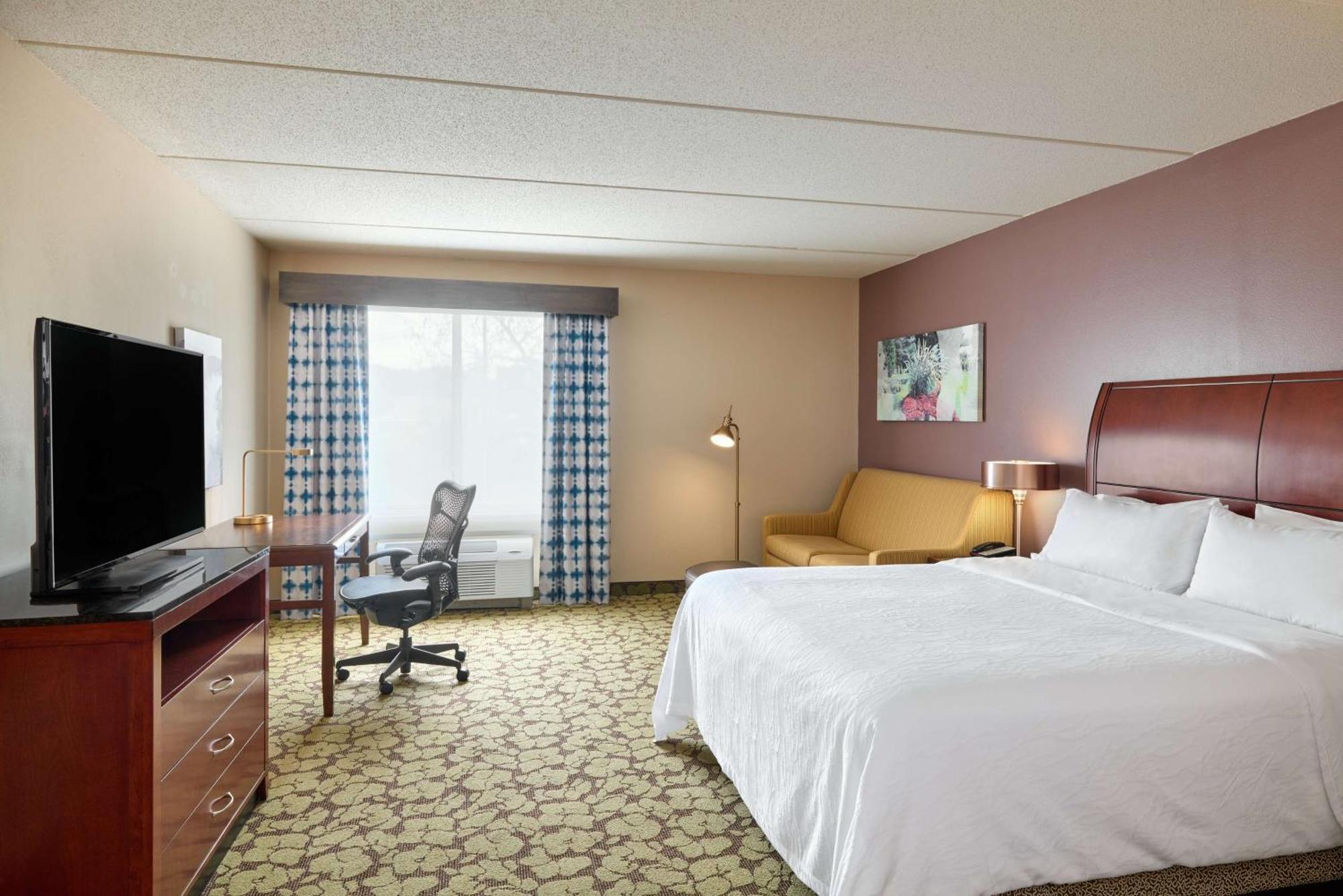 Deluxe King Room with Sofa Bed