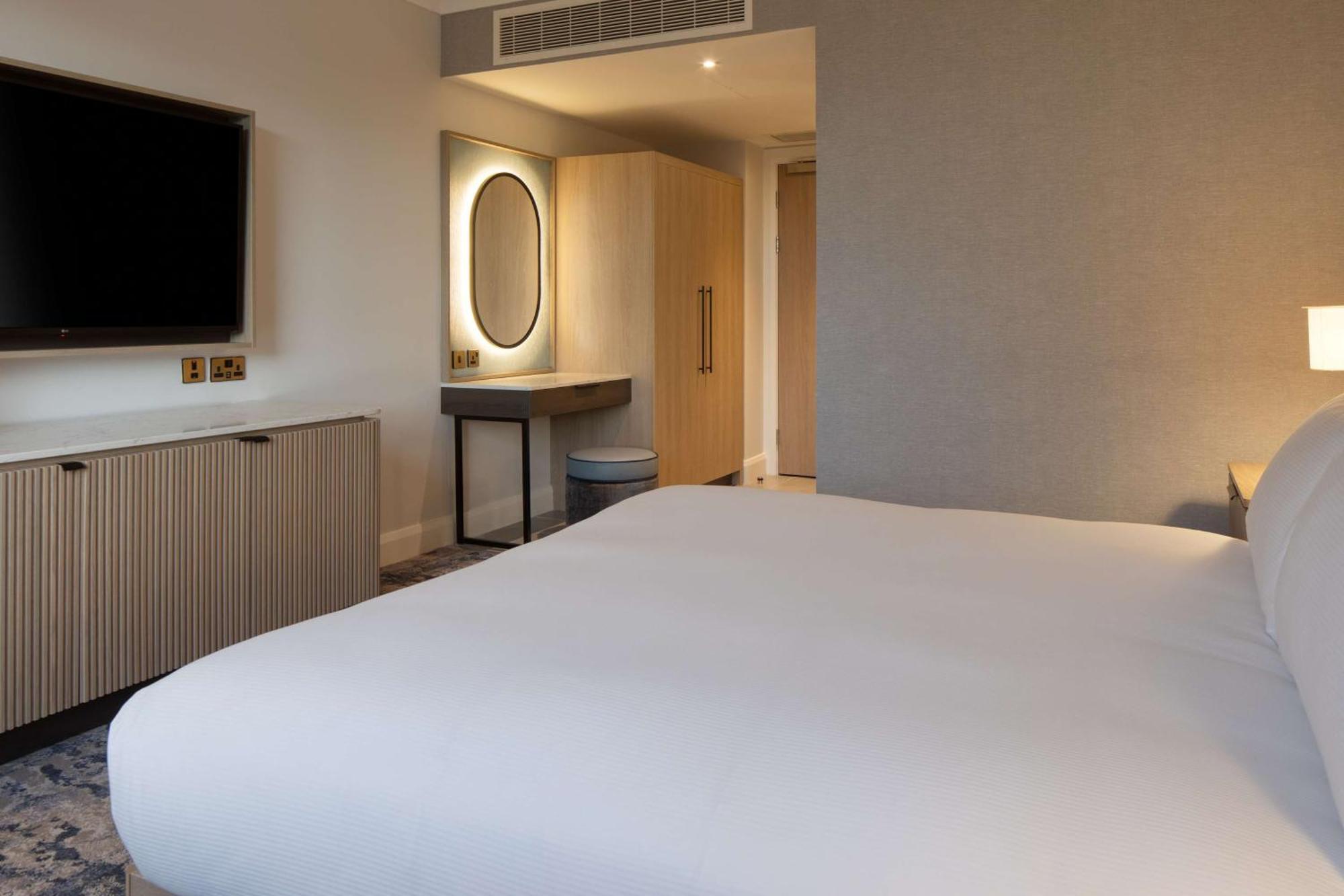 King Bed Deluxe Premium