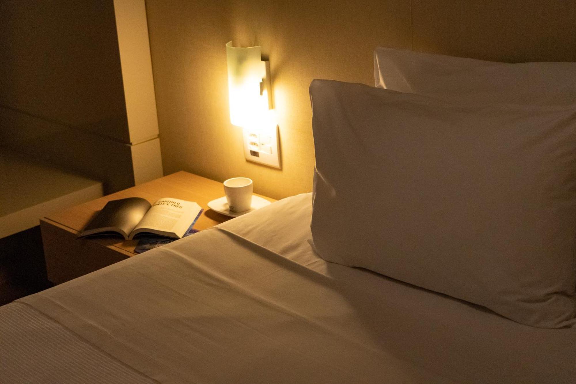 Standard Double 1 King Bed