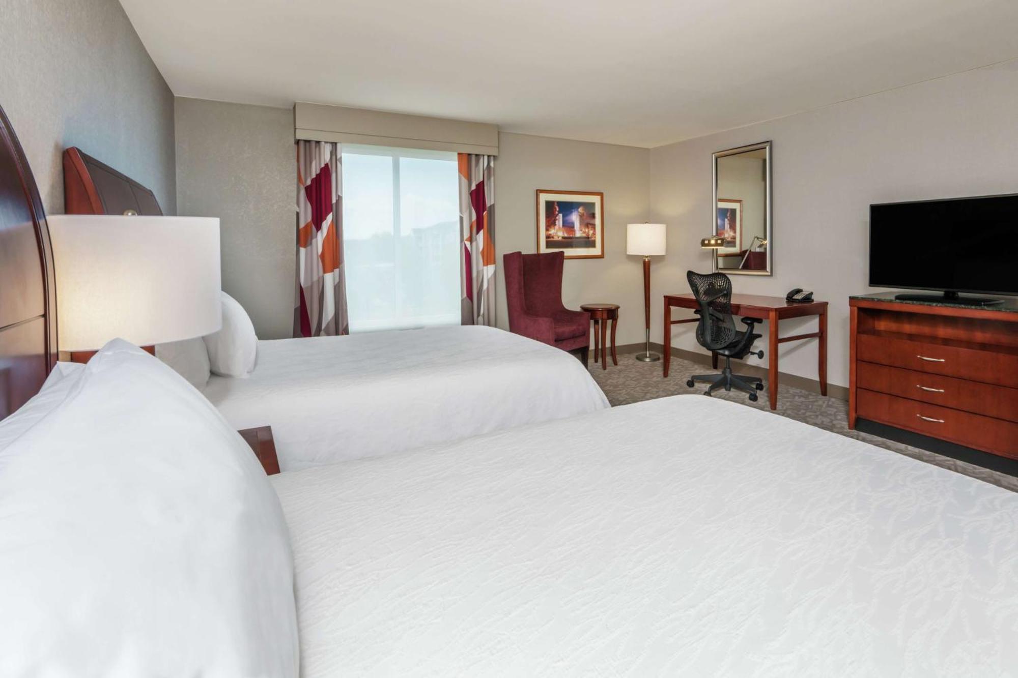 Queen Room Two Queen Beds Mobility Hearing Access