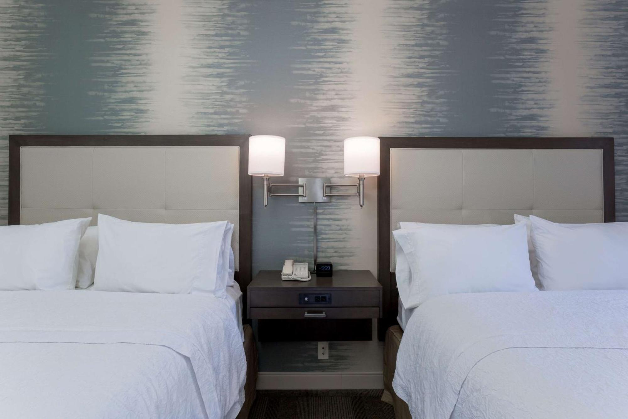 Queen Room Two Queen Beds
