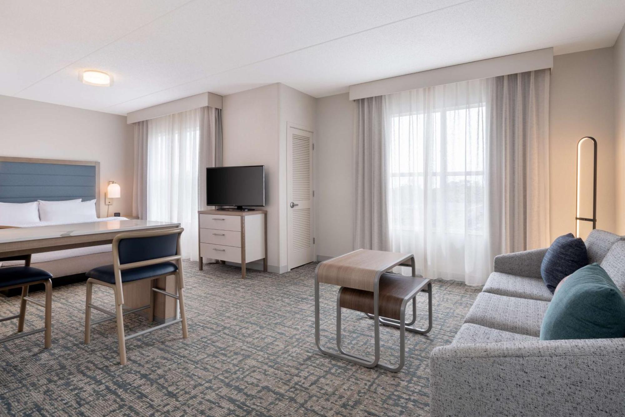 King Studio Suite Non-Smoking