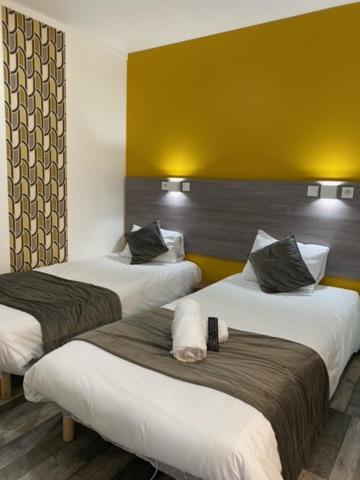 Twin Room