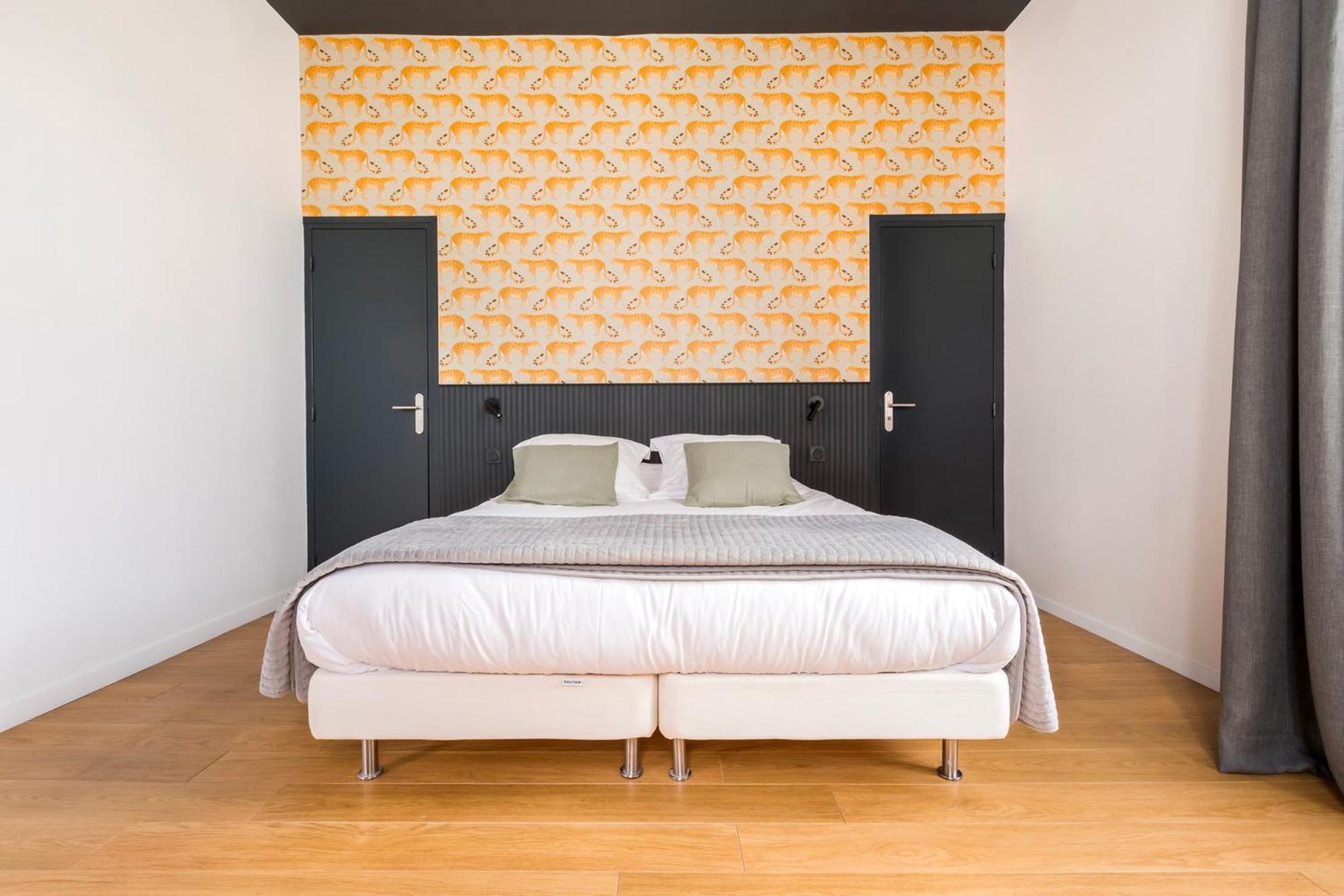 Superior Queen Room