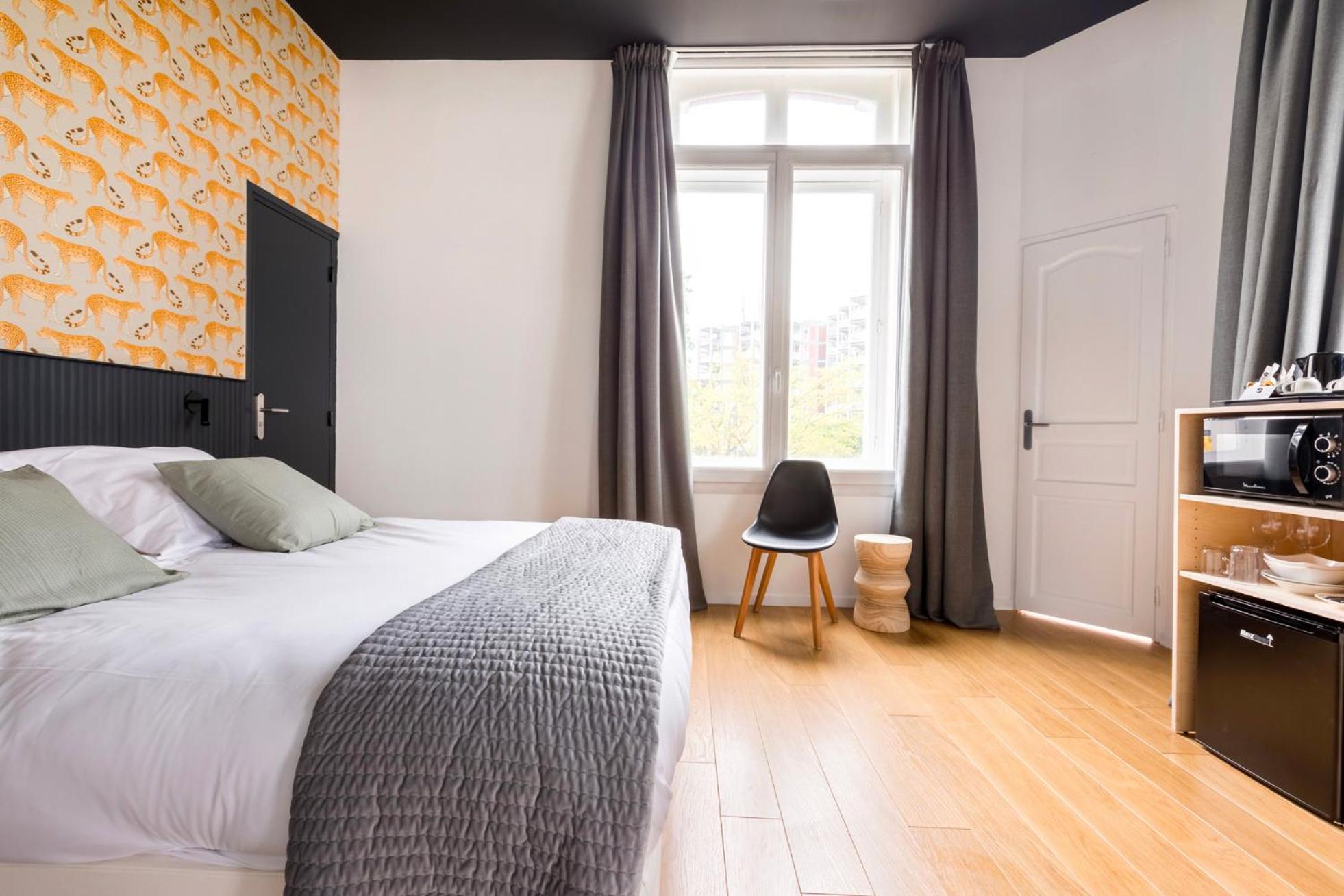 Superior Queen Room