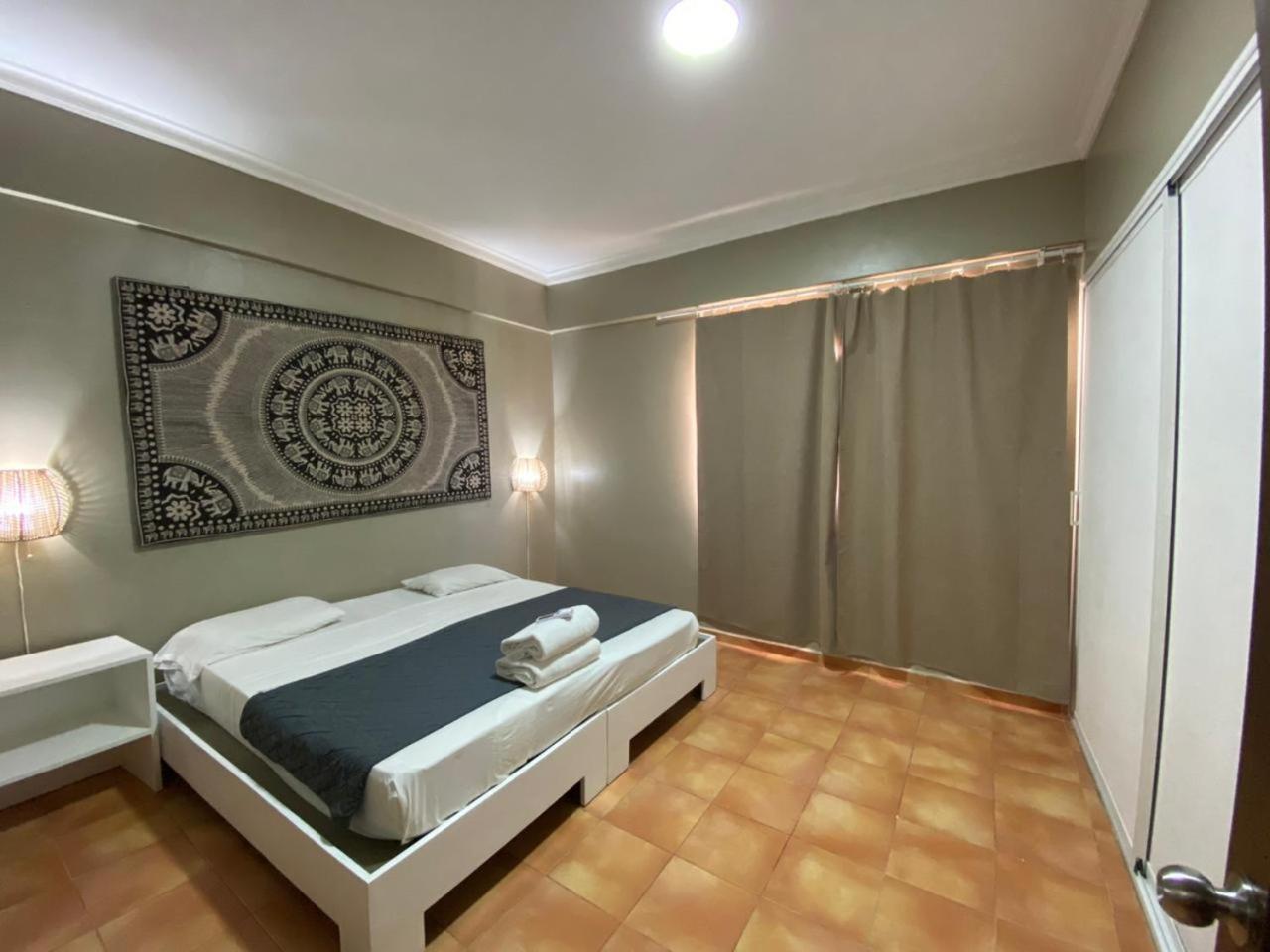 Three-Bedroom Apartment Pool View