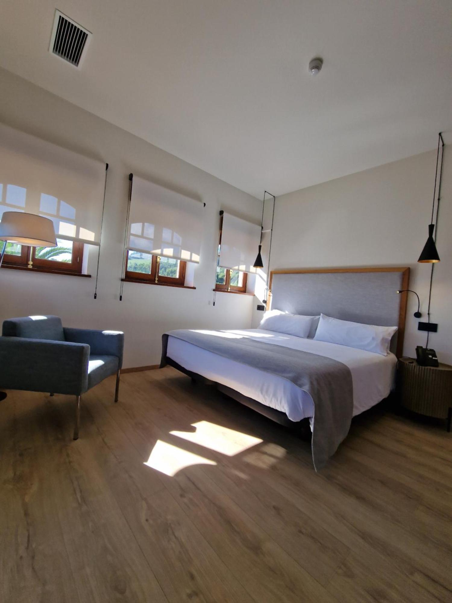 Deluxe Double Room,1506992815:JPEG