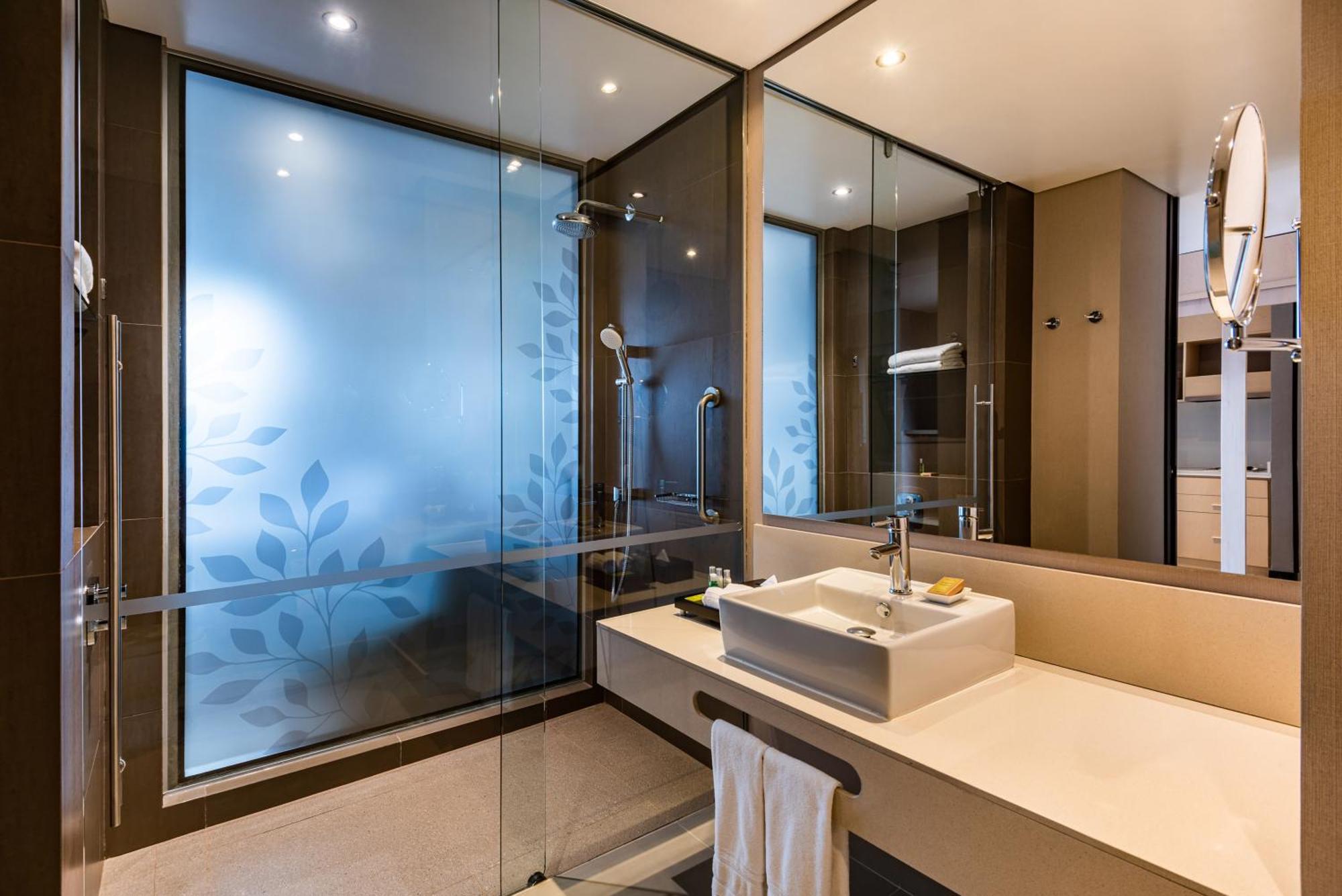 King Room Kitchenette