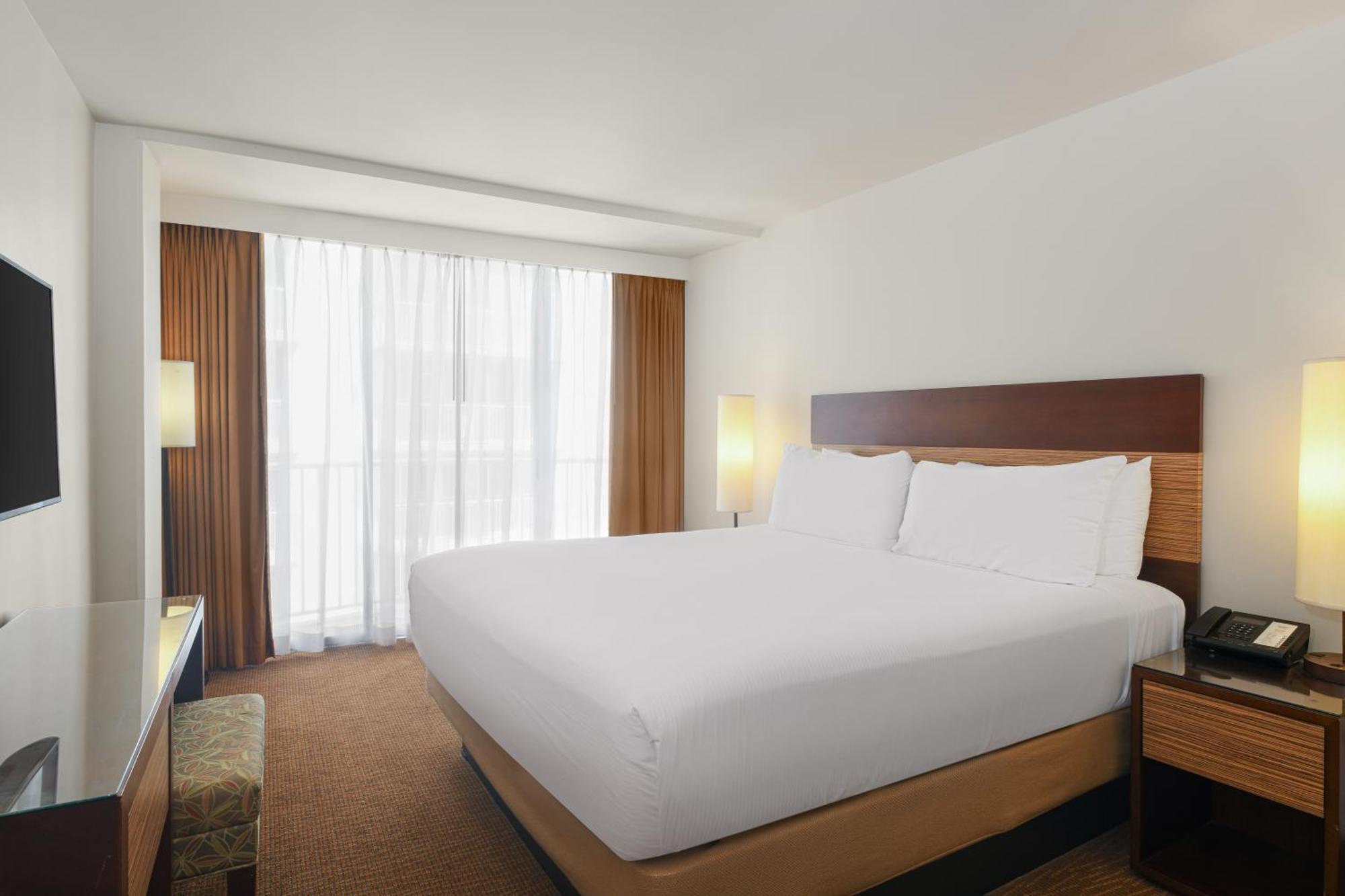 Standard King Room