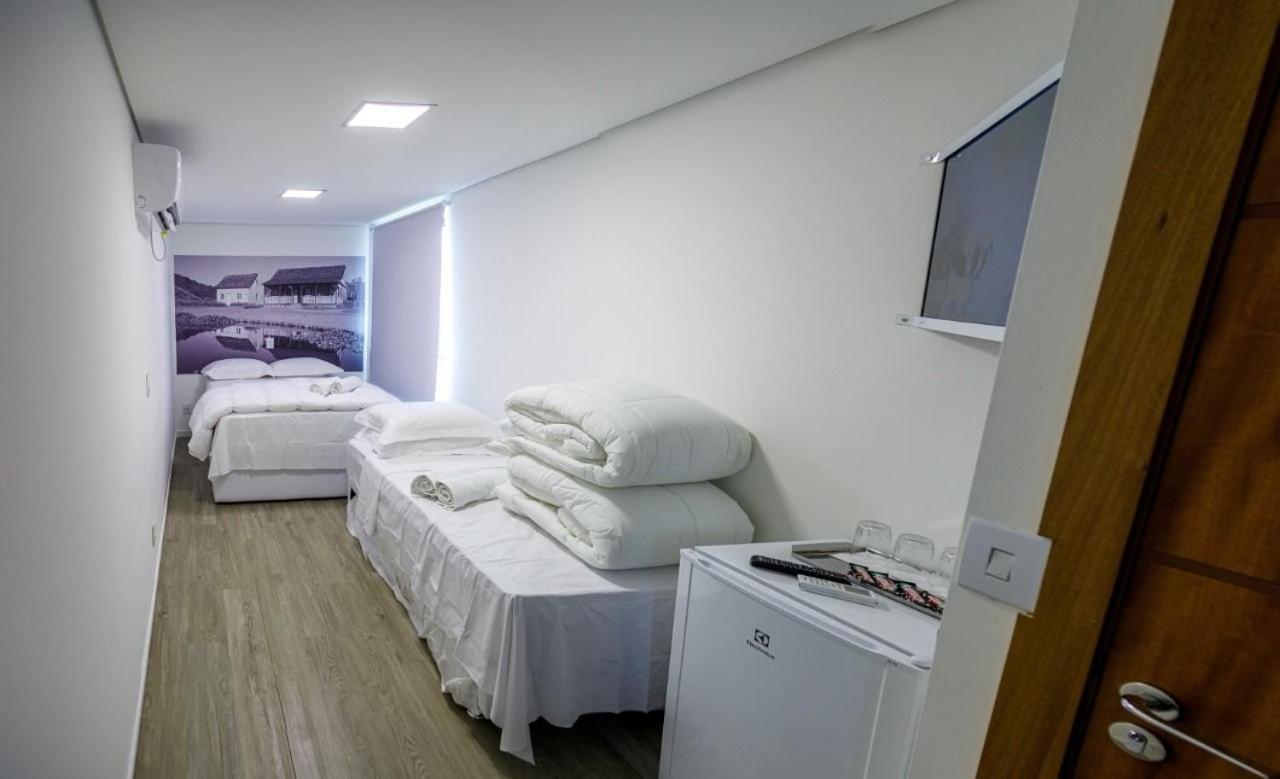 Quarto Duplo