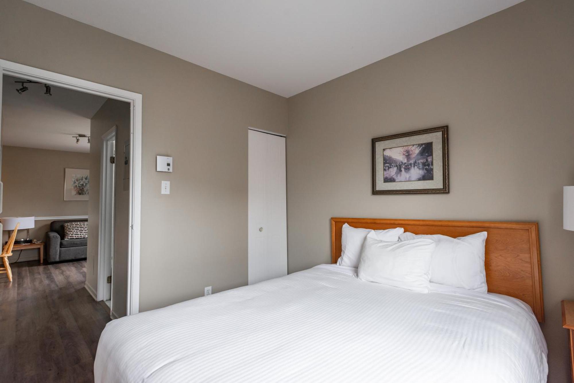 One-Bedroom Suite Sofa Bed