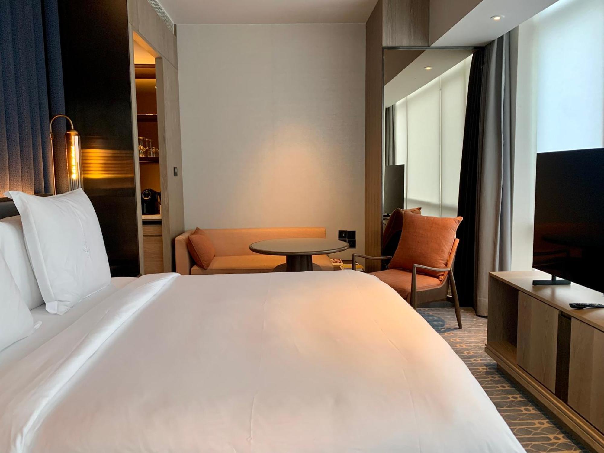 Superior King Room