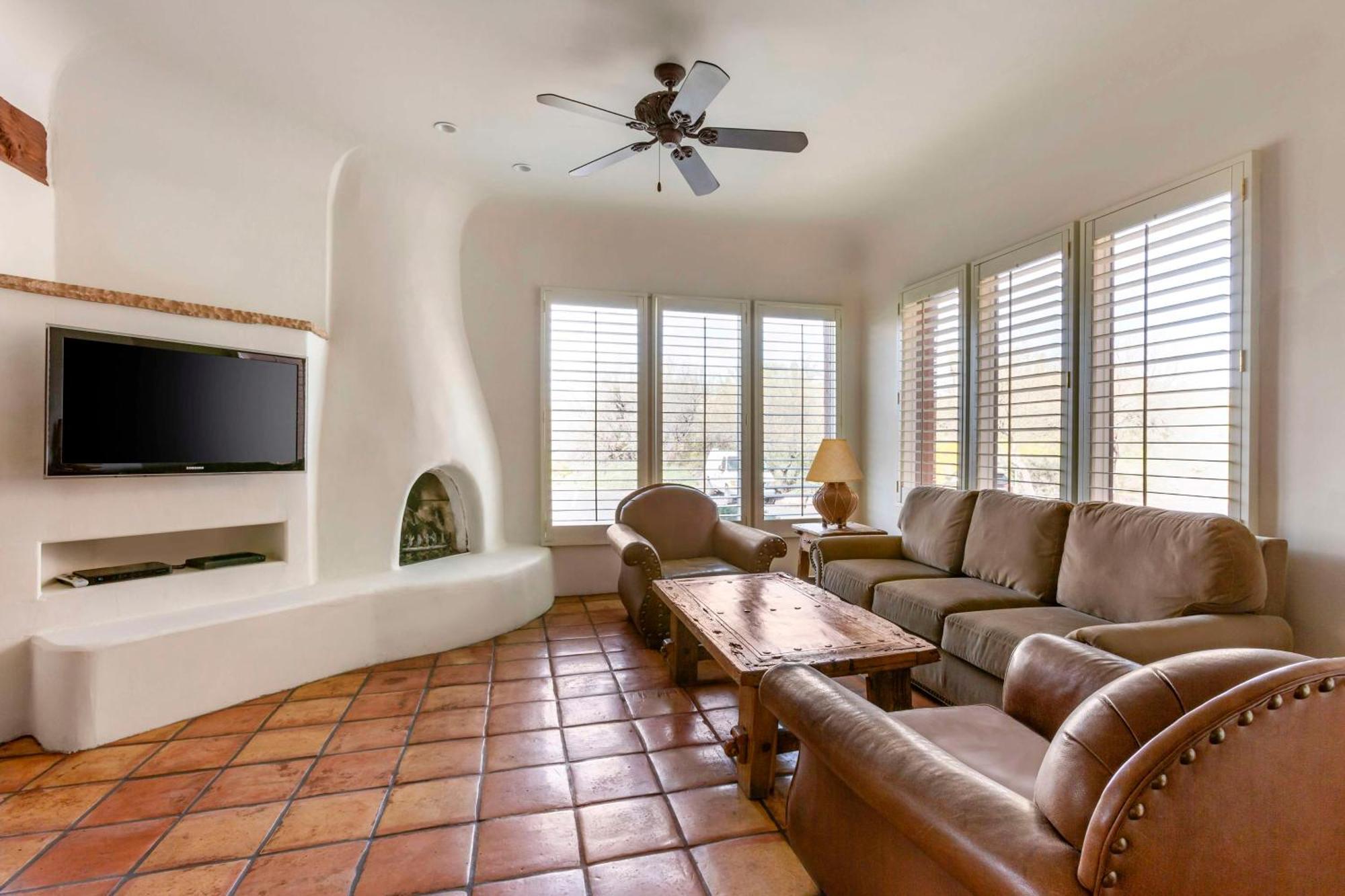 Two-Bedroom King Suite Balcony Patio