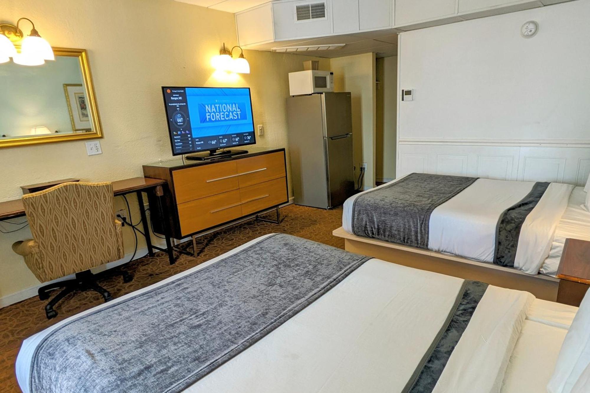 Standard Room Two Full Beds