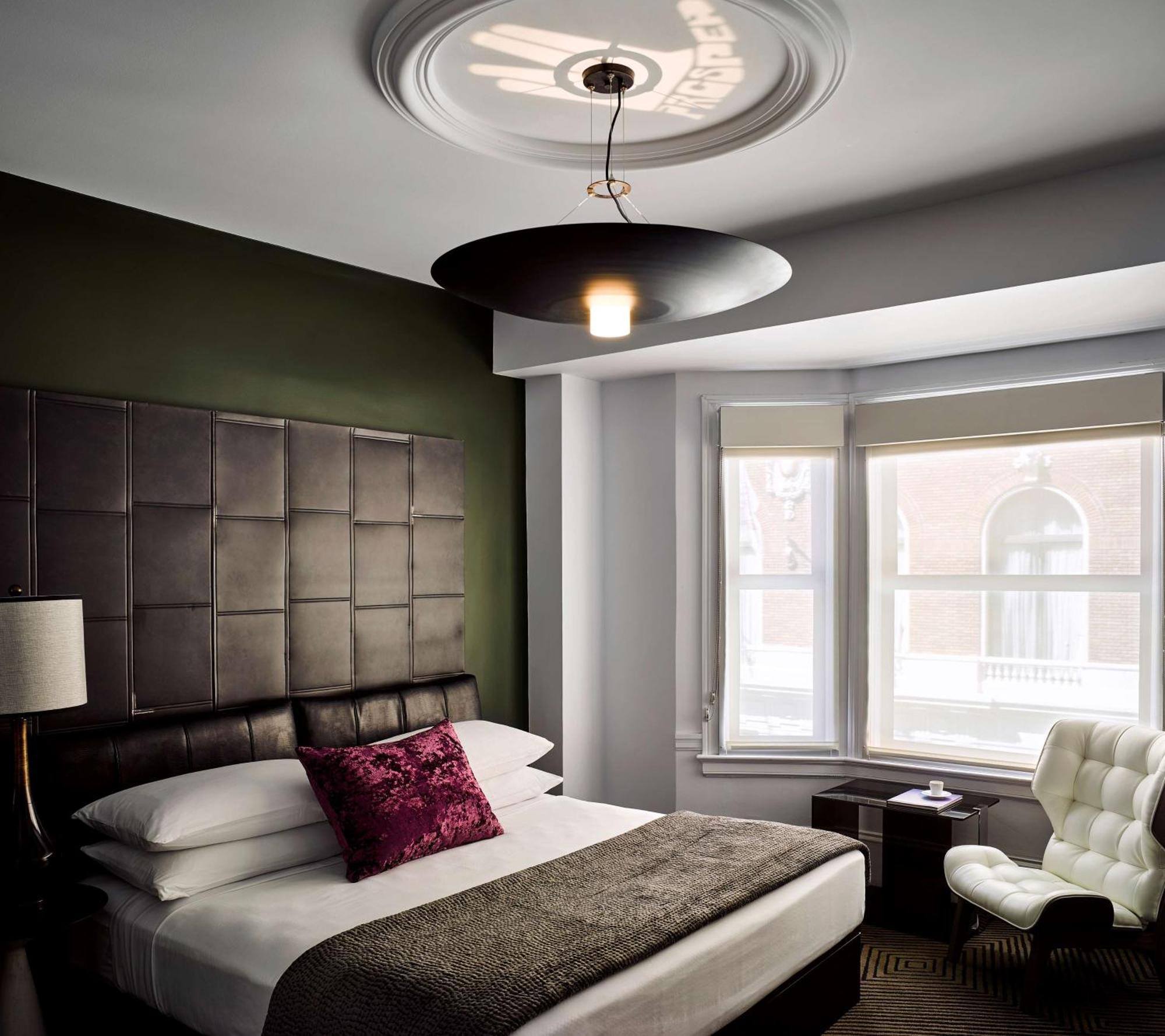 Superior Queen Room Disability Access