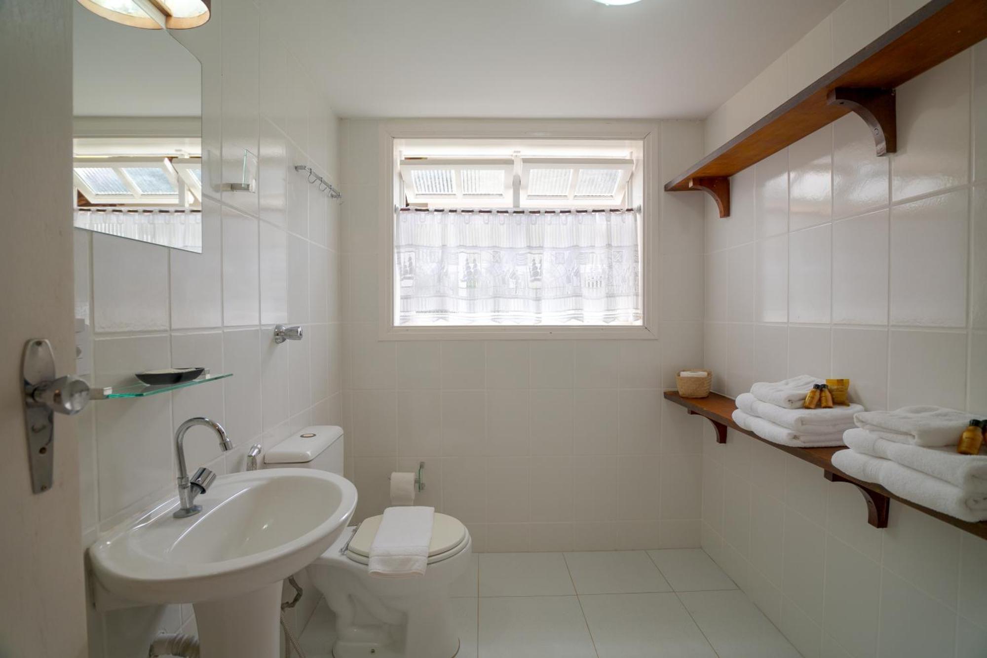 Quarto Quádruplo com Varanda