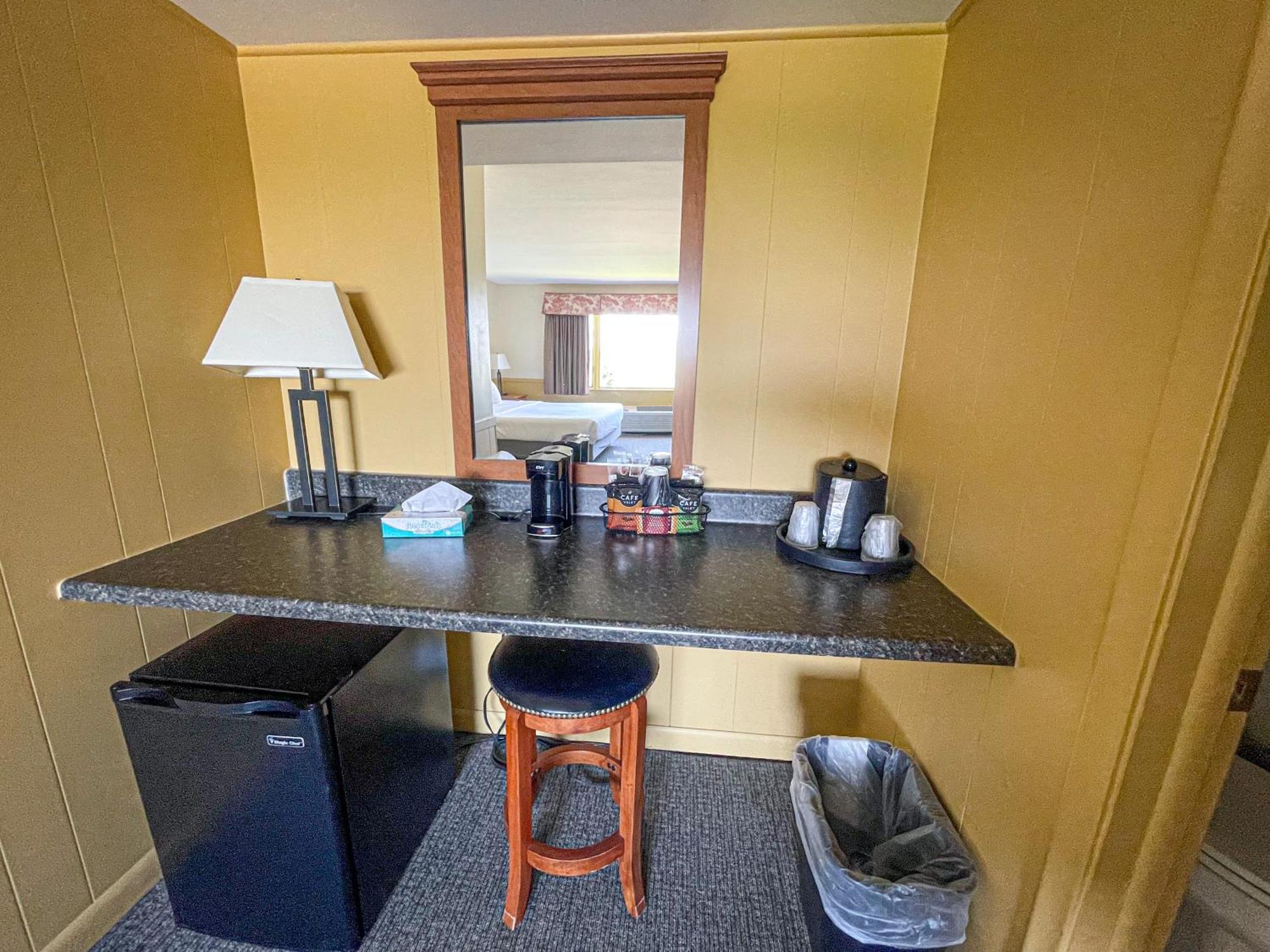 Standard King Room