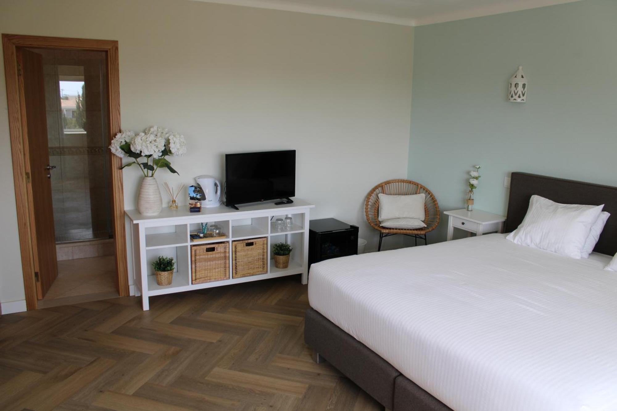 Deluxe Double or Twin Room Sea View