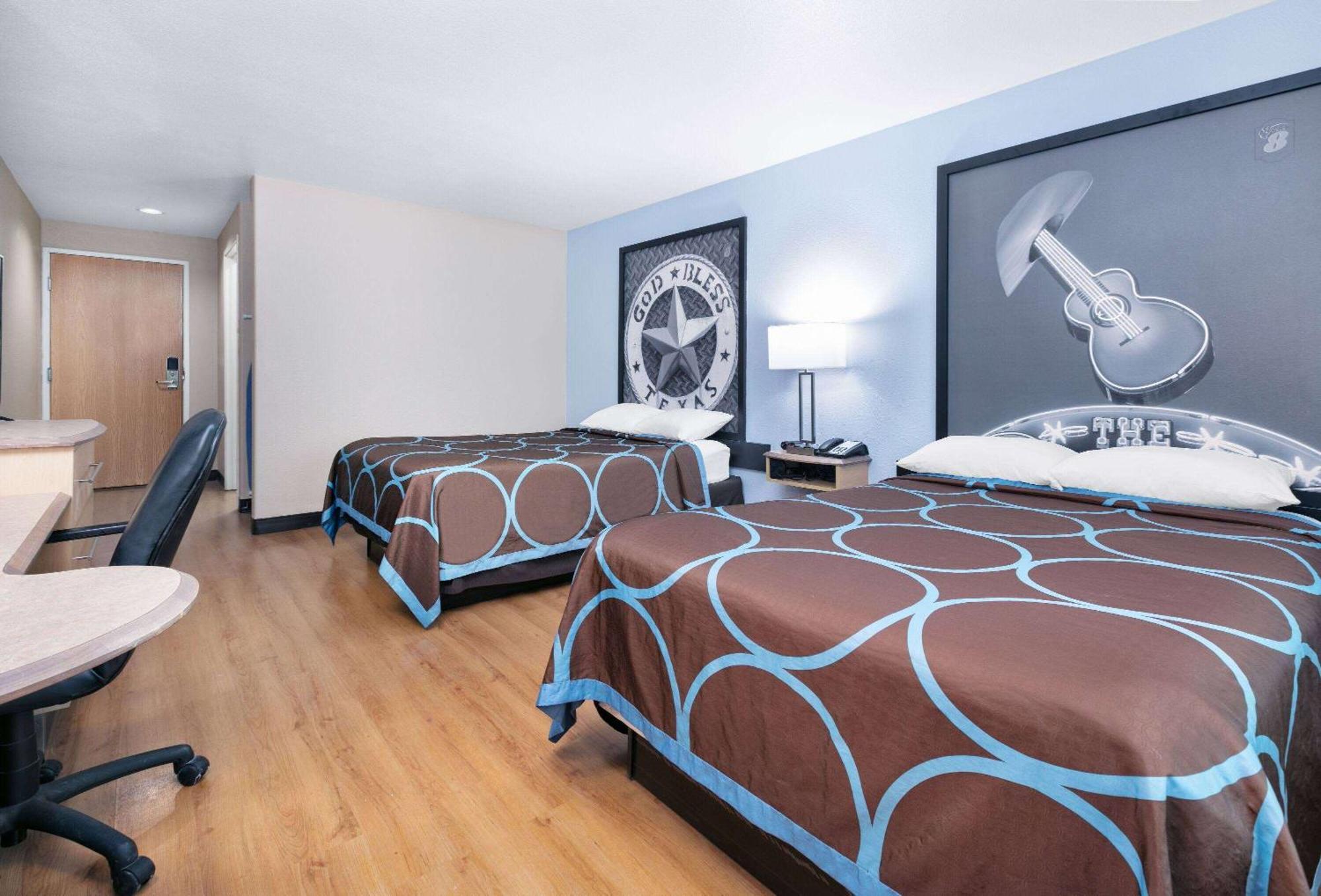 Double Room Two Double Beds Non-Smoking