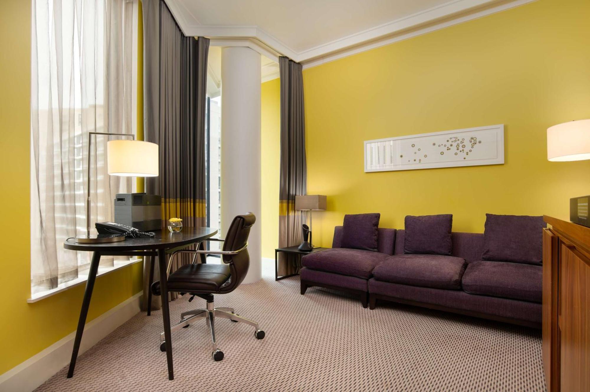 Corner King Suite,1550915776:JPEG