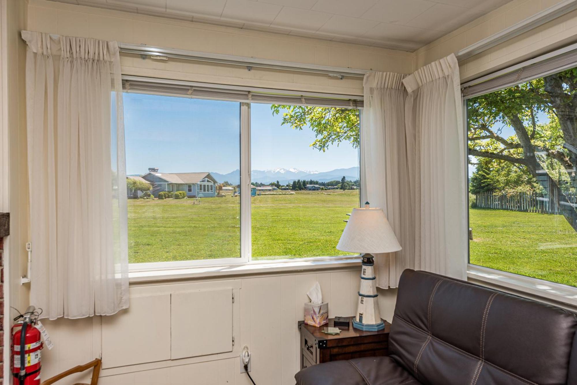 King Room Mountain View