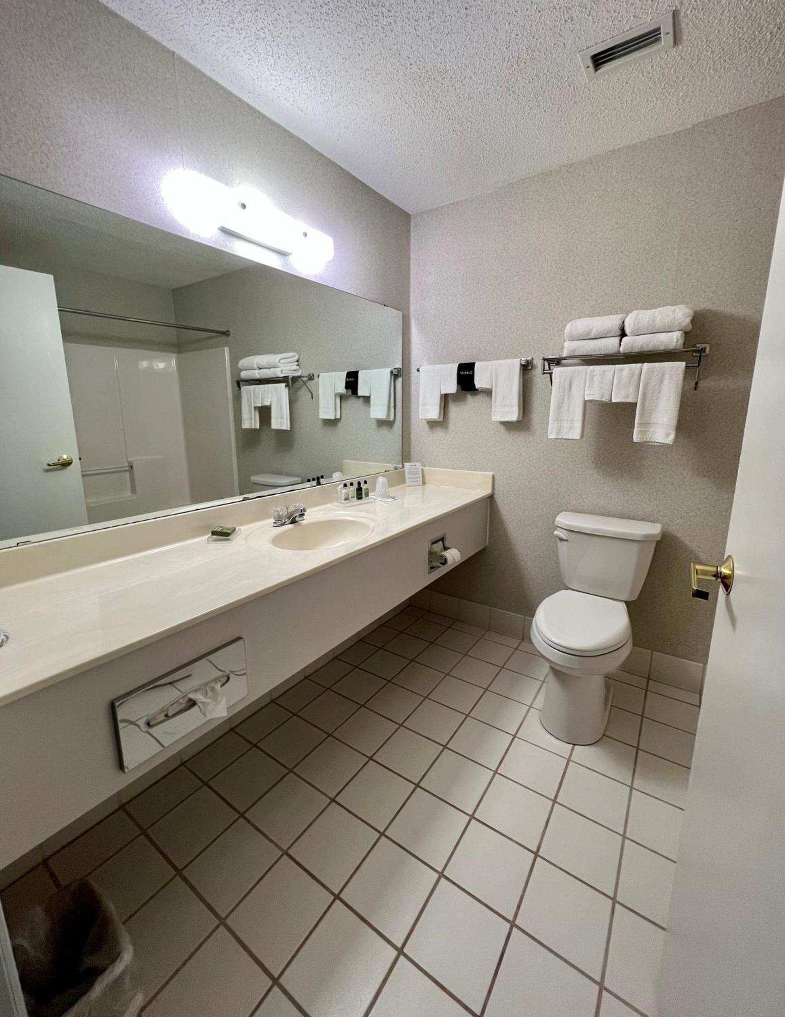 King Room Spa Bath