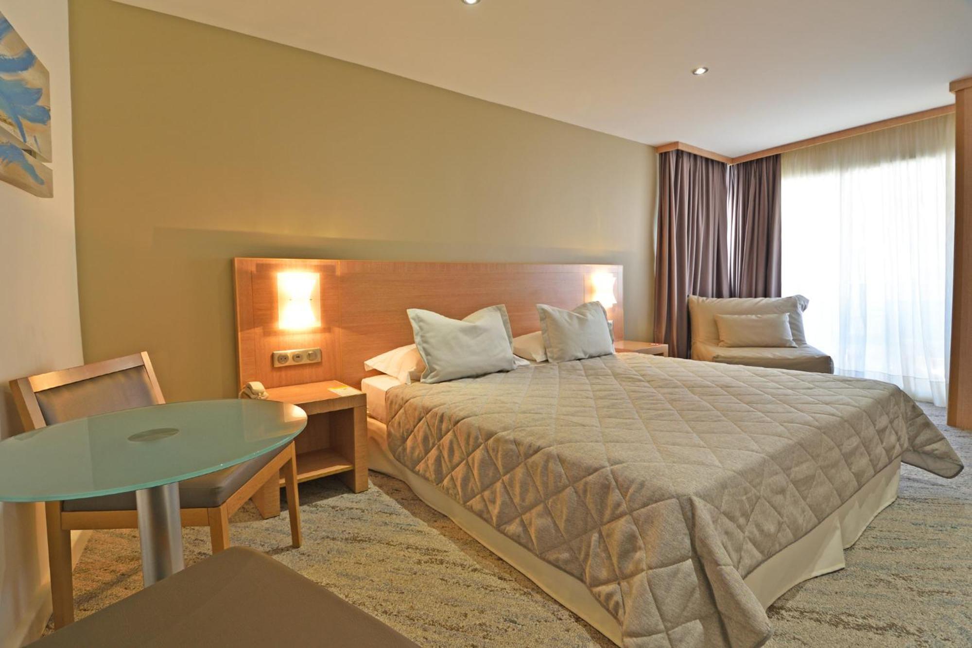 Double or Twin Room with Balcony,1583072127:JPEG