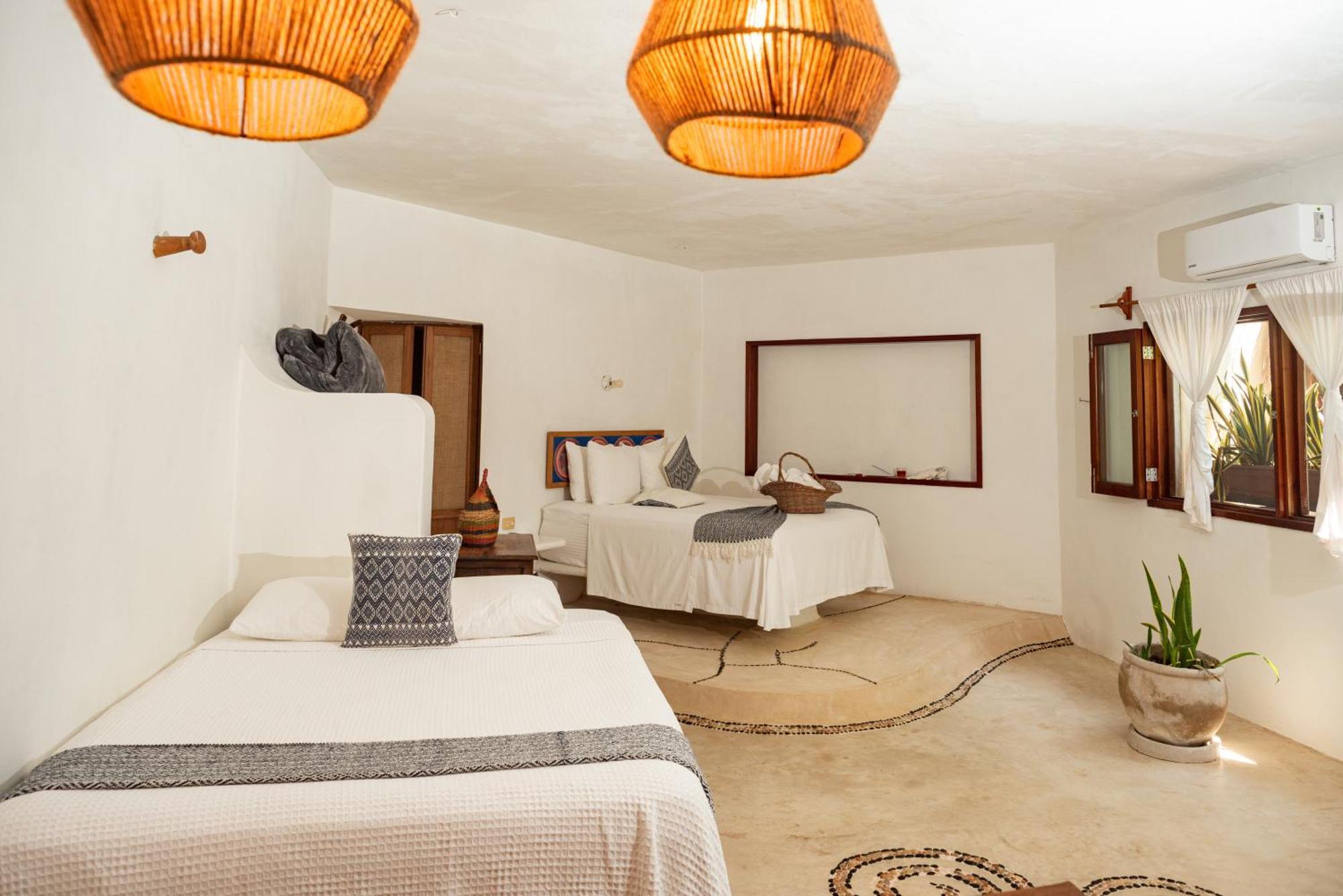 Double Room Queen bed Ground Floor