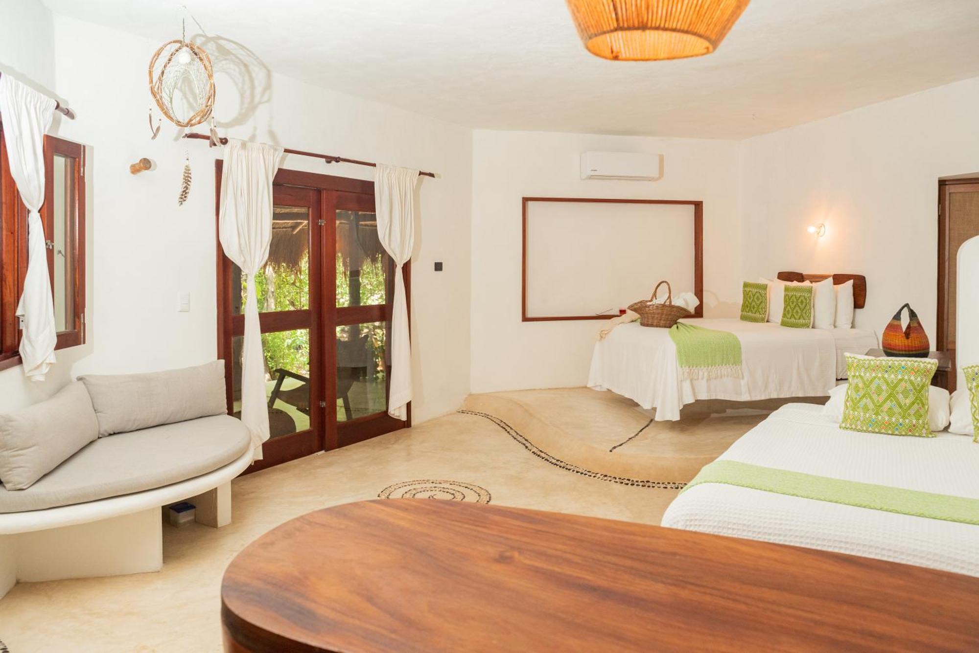 Double Room Queen bed Ground Floor