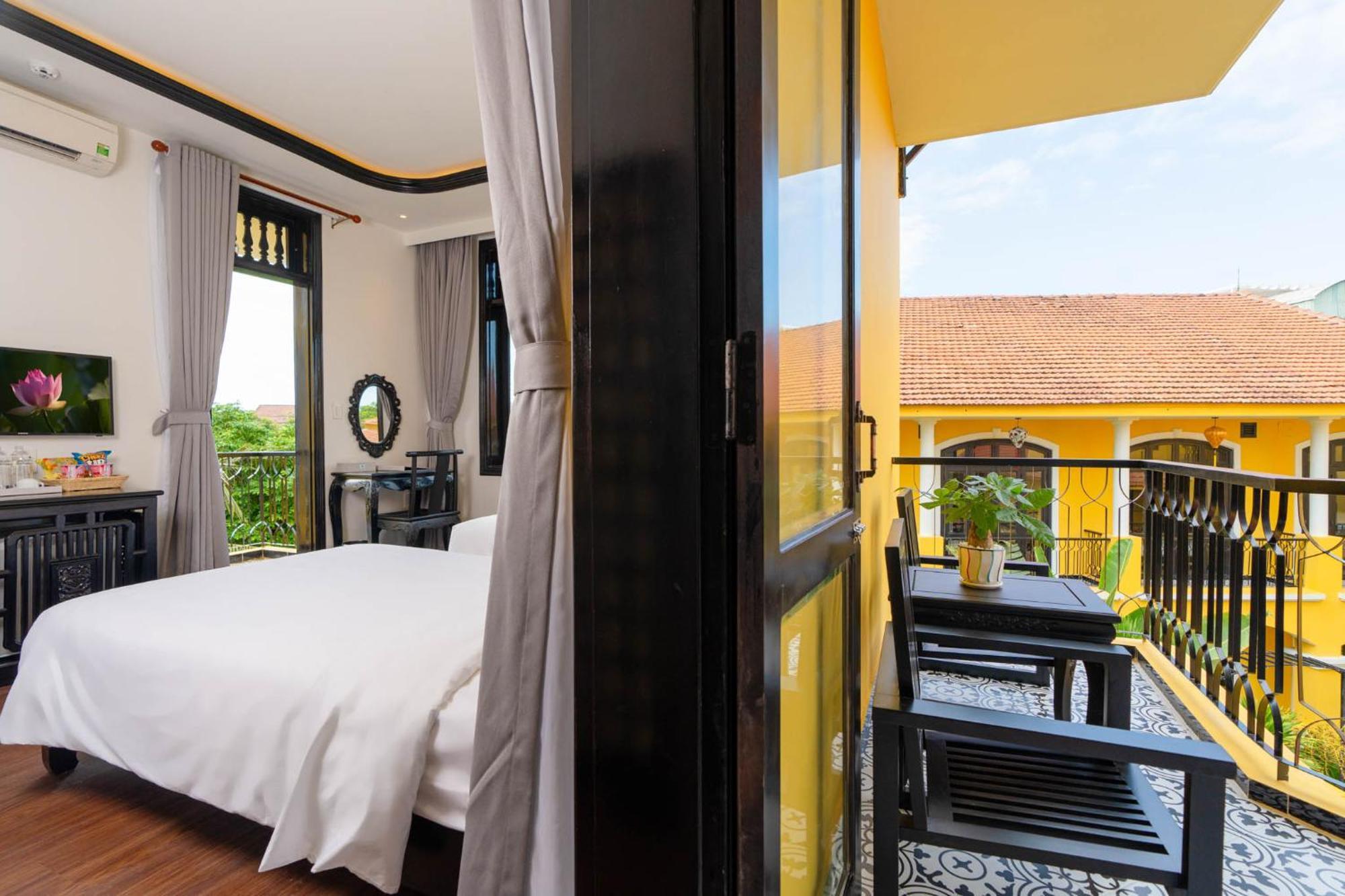 Deluxe Family Suite
