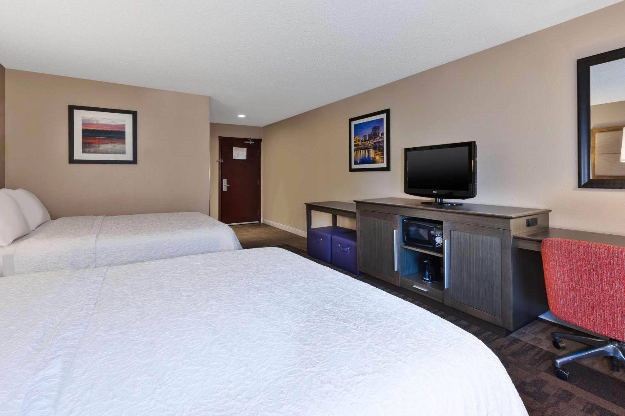 Room Two Queen Beds Non-Smoking