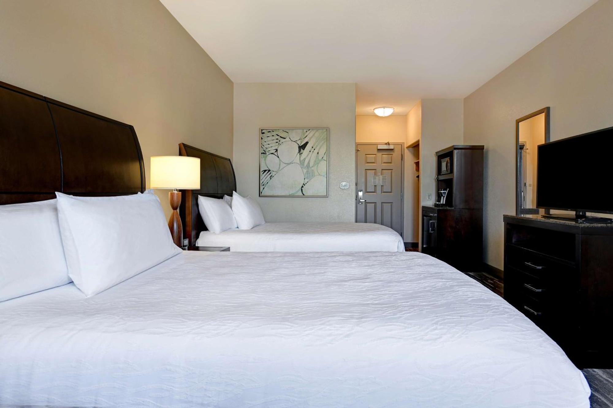 Queen Room Two Queen Beds