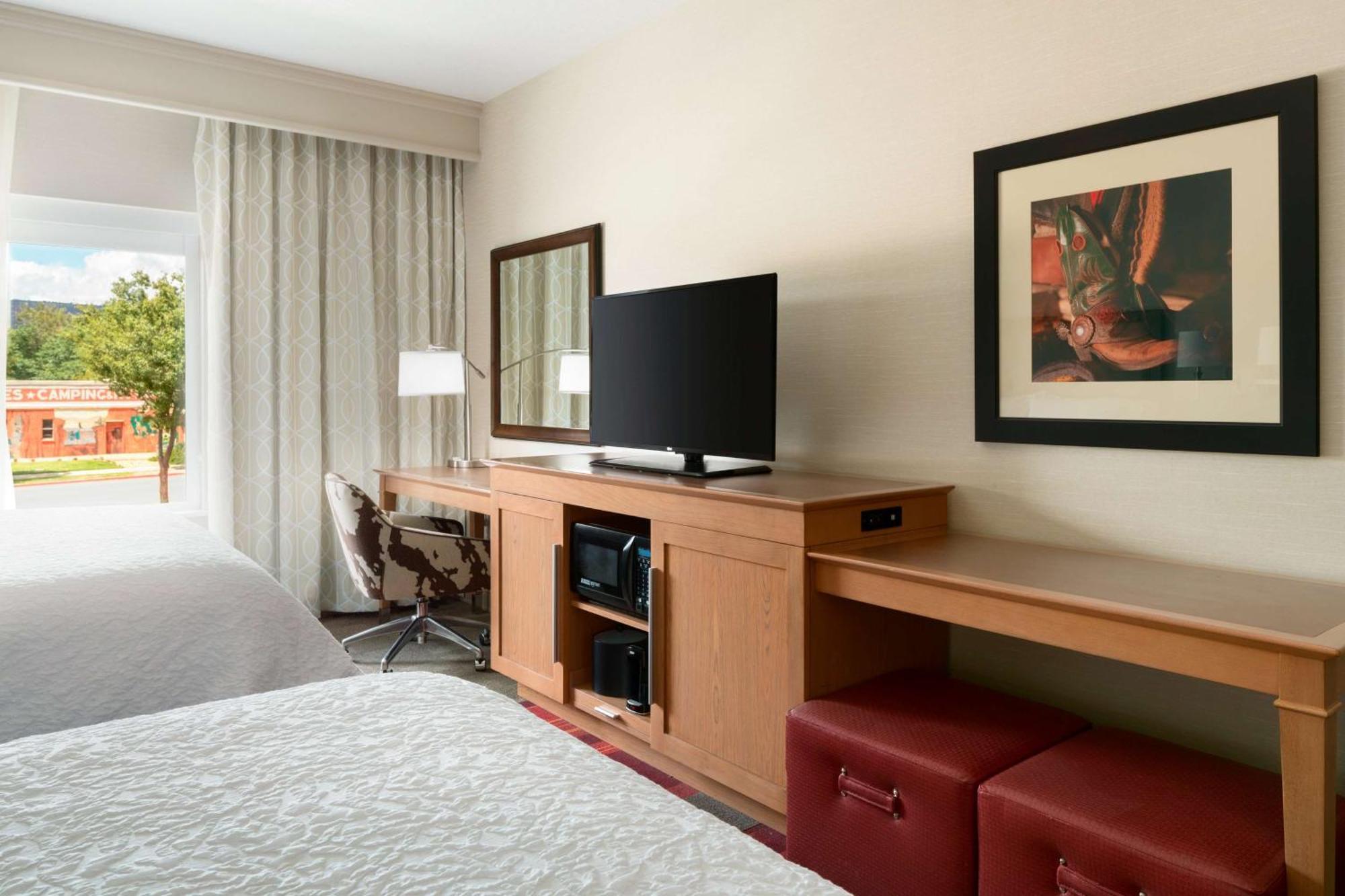 Queen Room Two Queen Beds