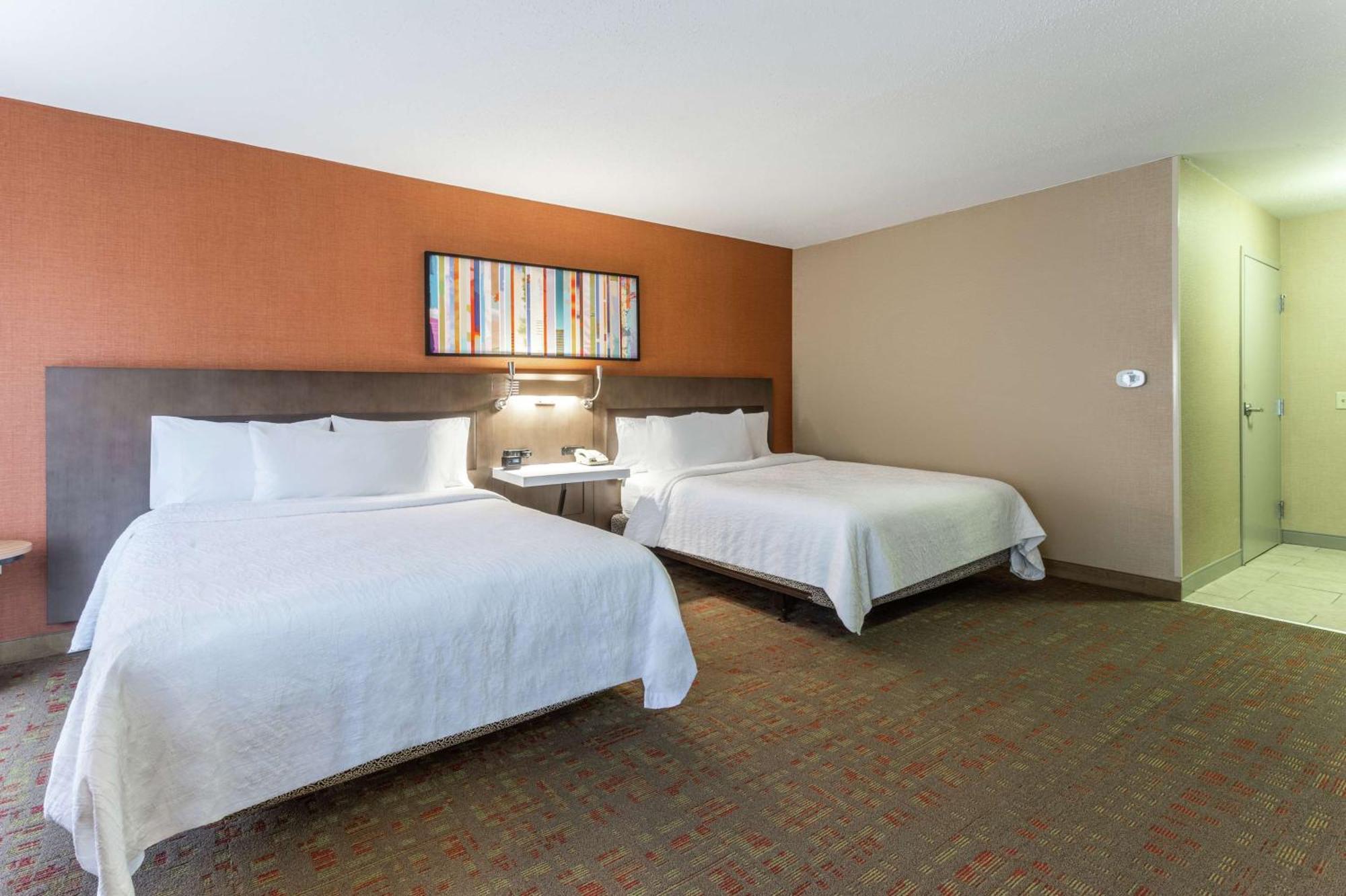 Queen Room Two Queen Beds Mobility Access