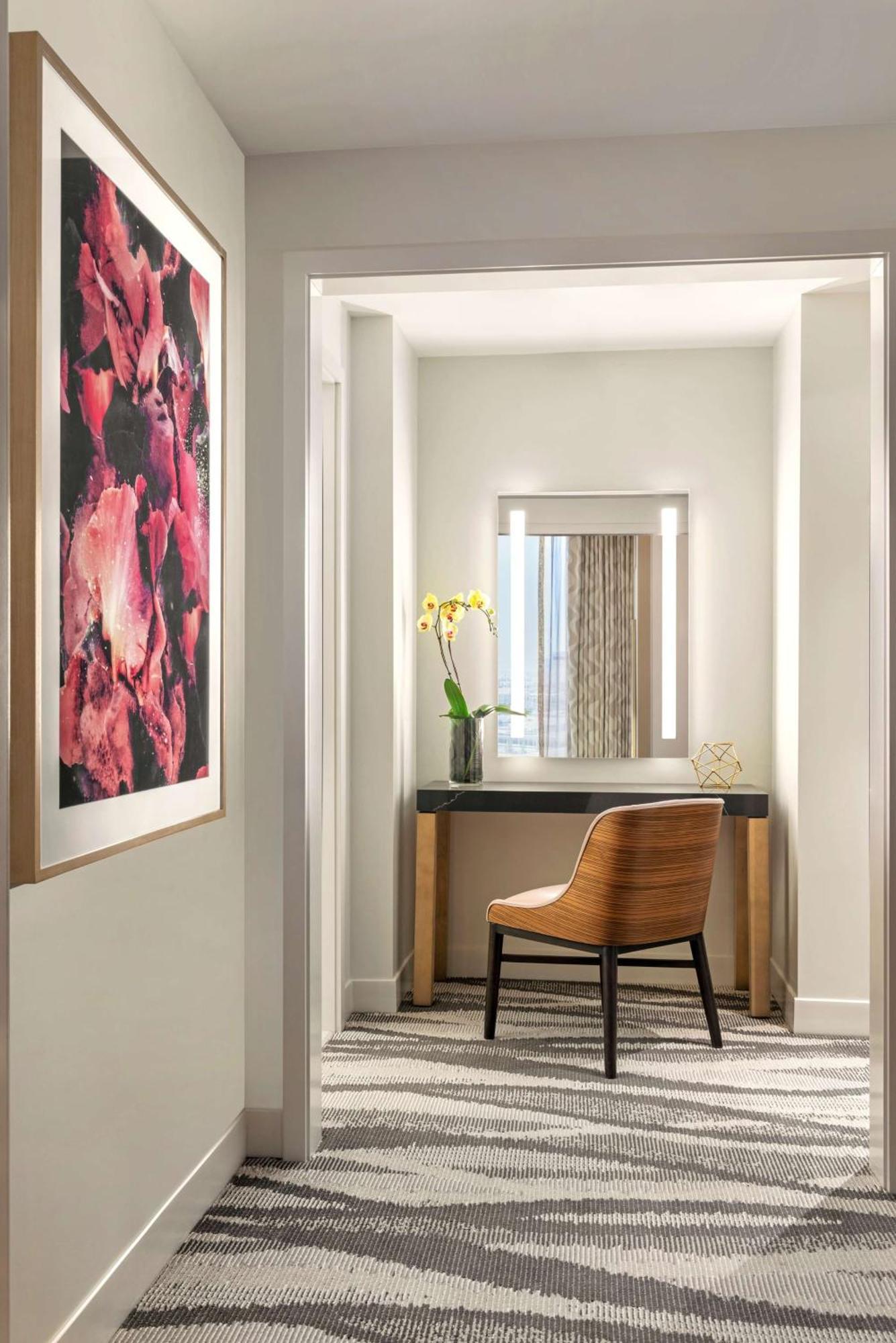 Suite King com 1 Quarto e Vista Cidade