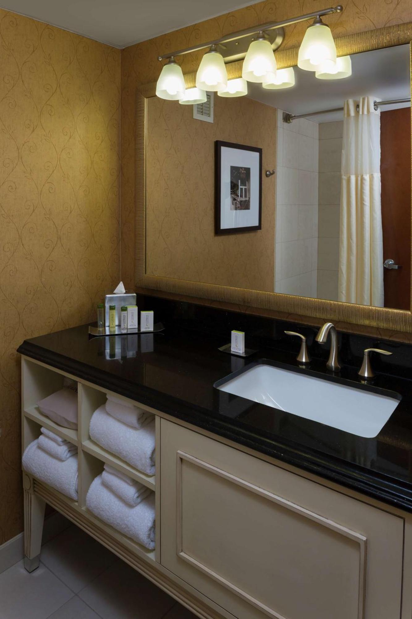 Double Room Two Double Beds Non-Smoking