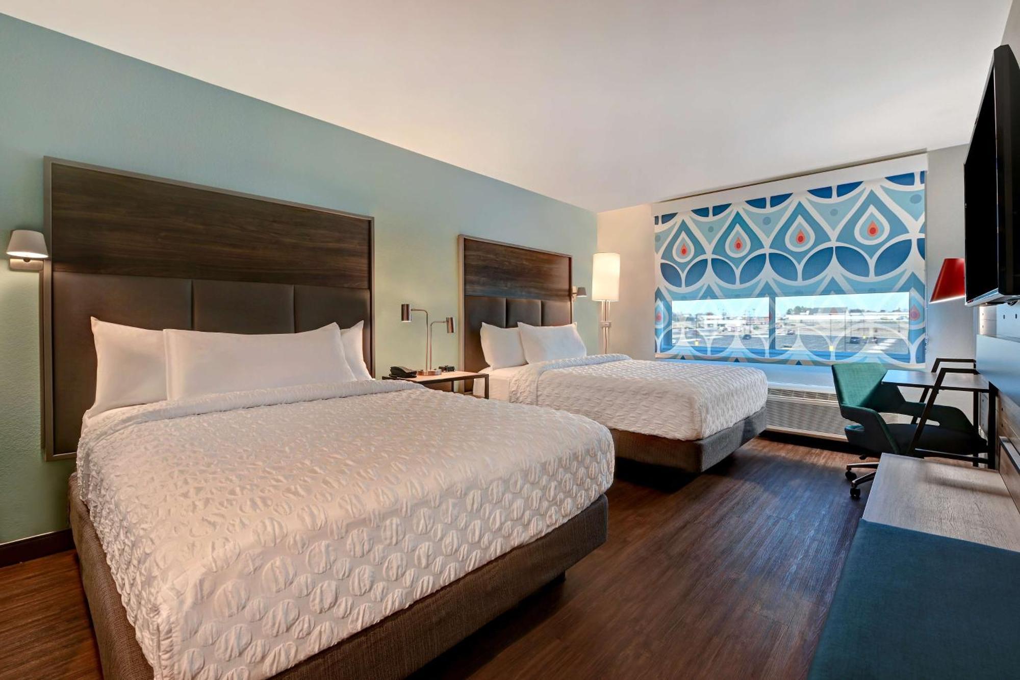 Queen Room Two Queen Beds