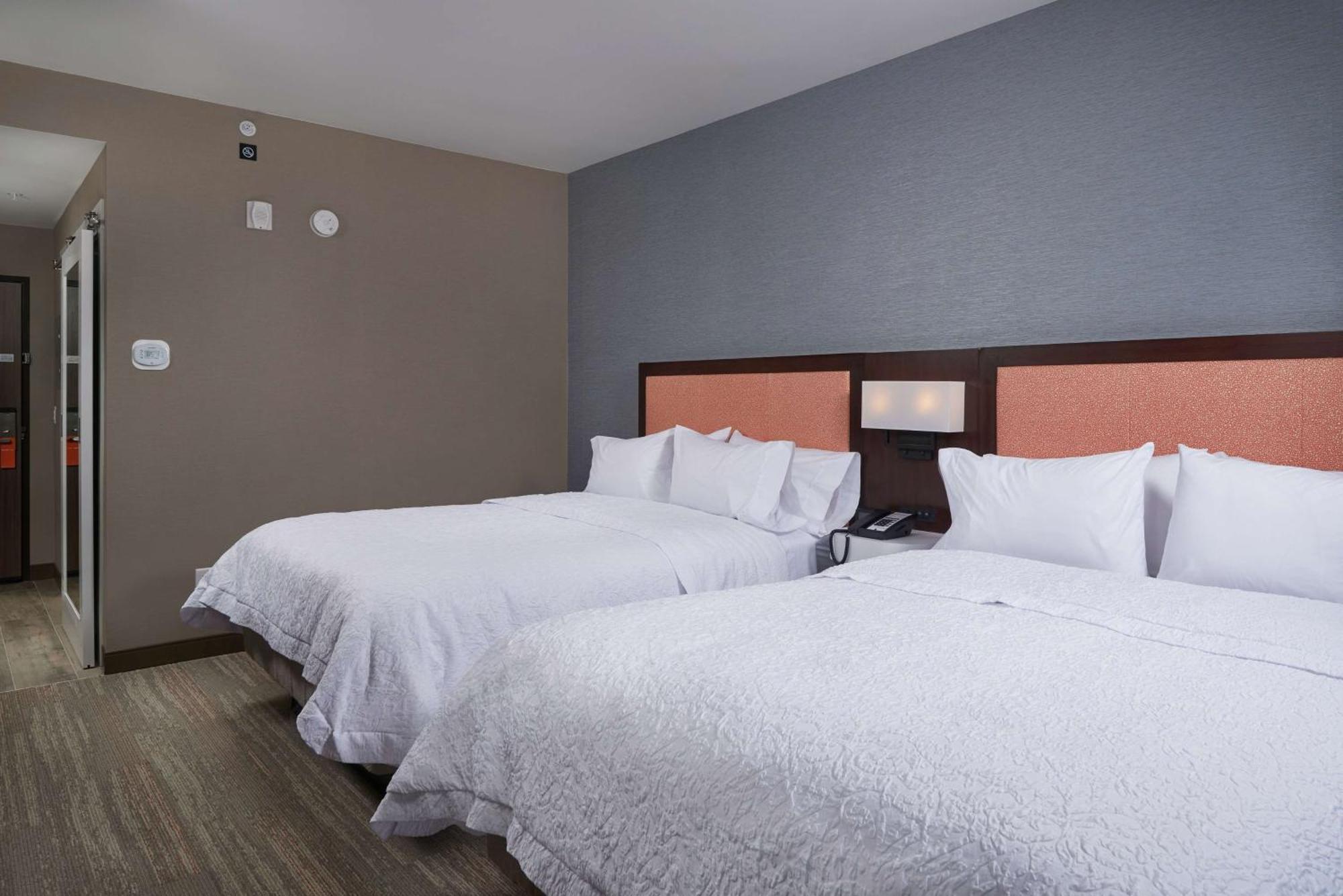 Queen Room with Two Queen Beds - Non-Smoking