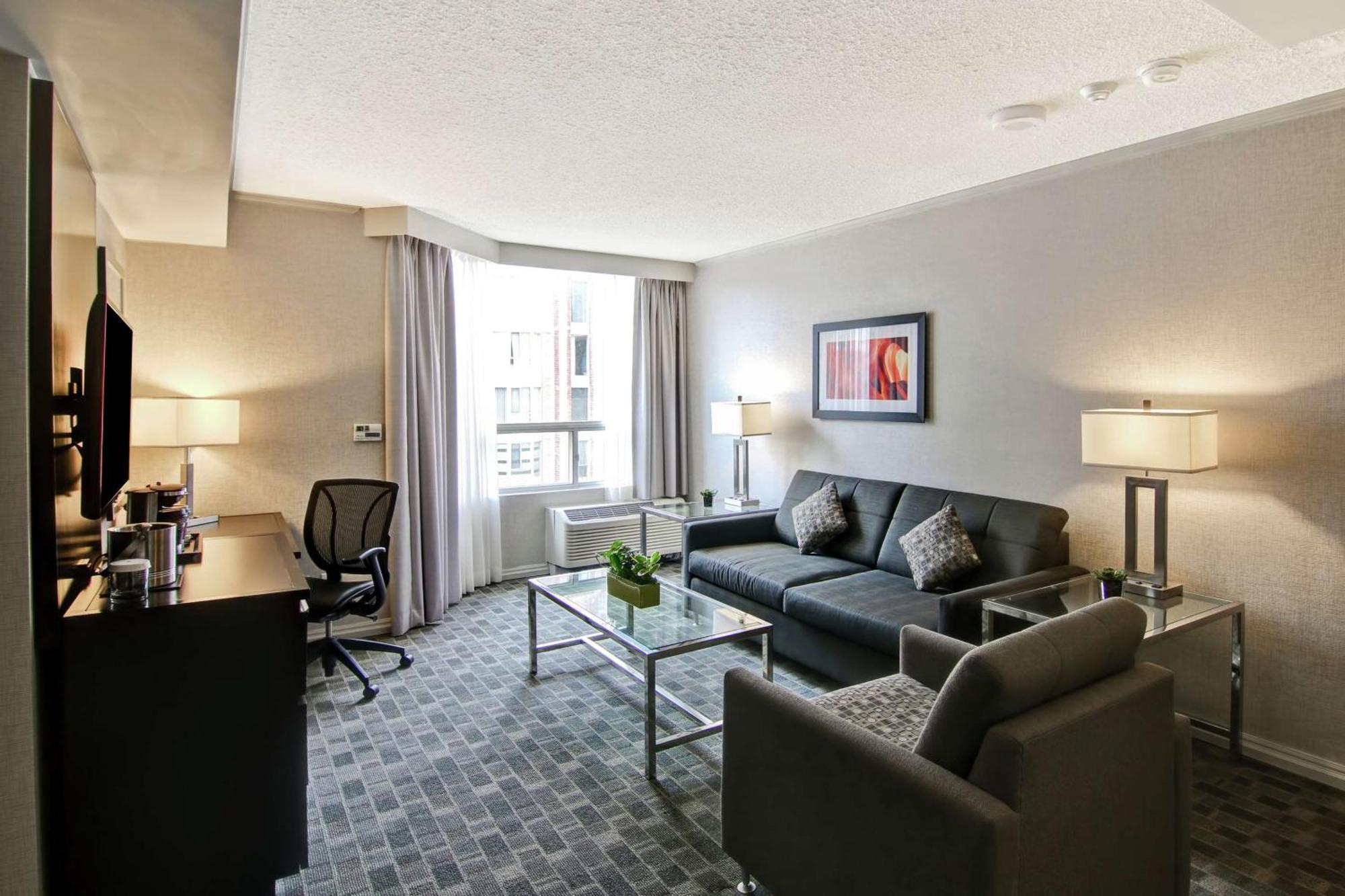 Superior One-Bedroom King Suite