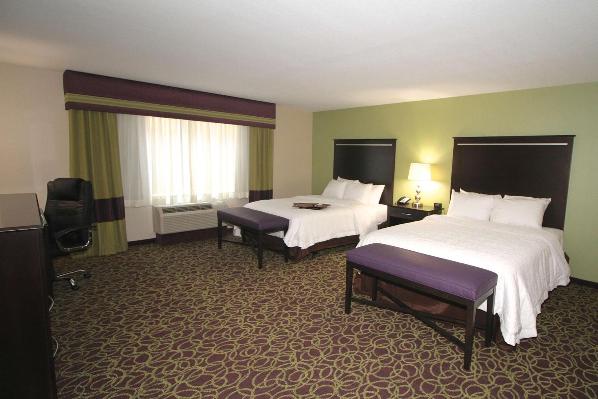 Queen Room with Two Queen Beds and Roll-In Shower - Mobility and Hearing Access/Non-Smoking