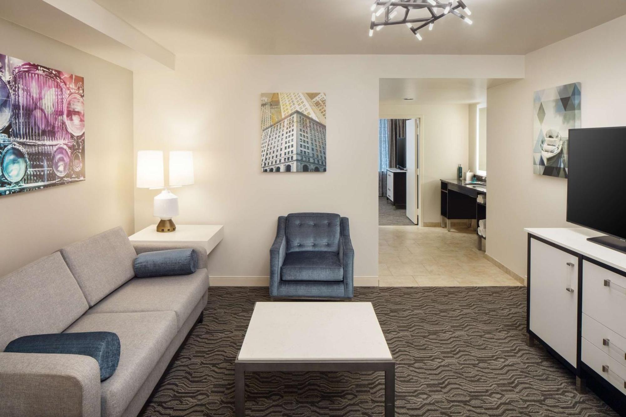 One-Bedroom King Suite Sofa Bed