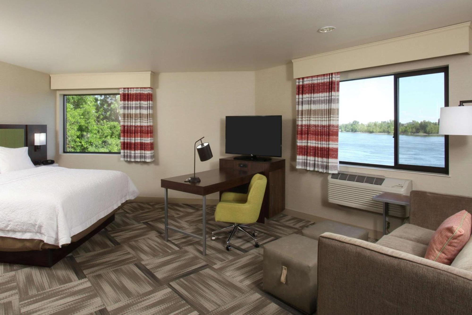King Studio River View