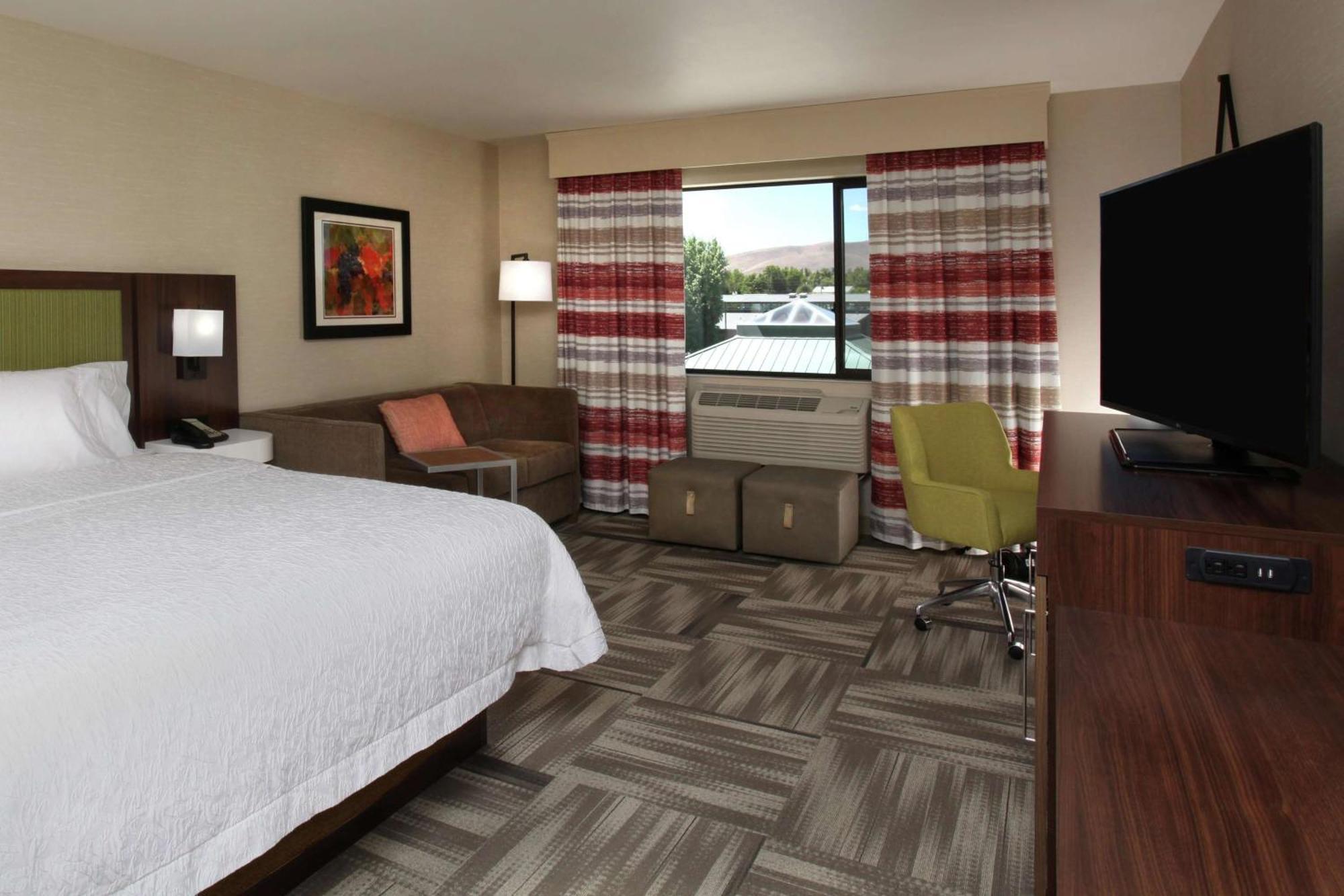 King Room King Bed Non-Smoking